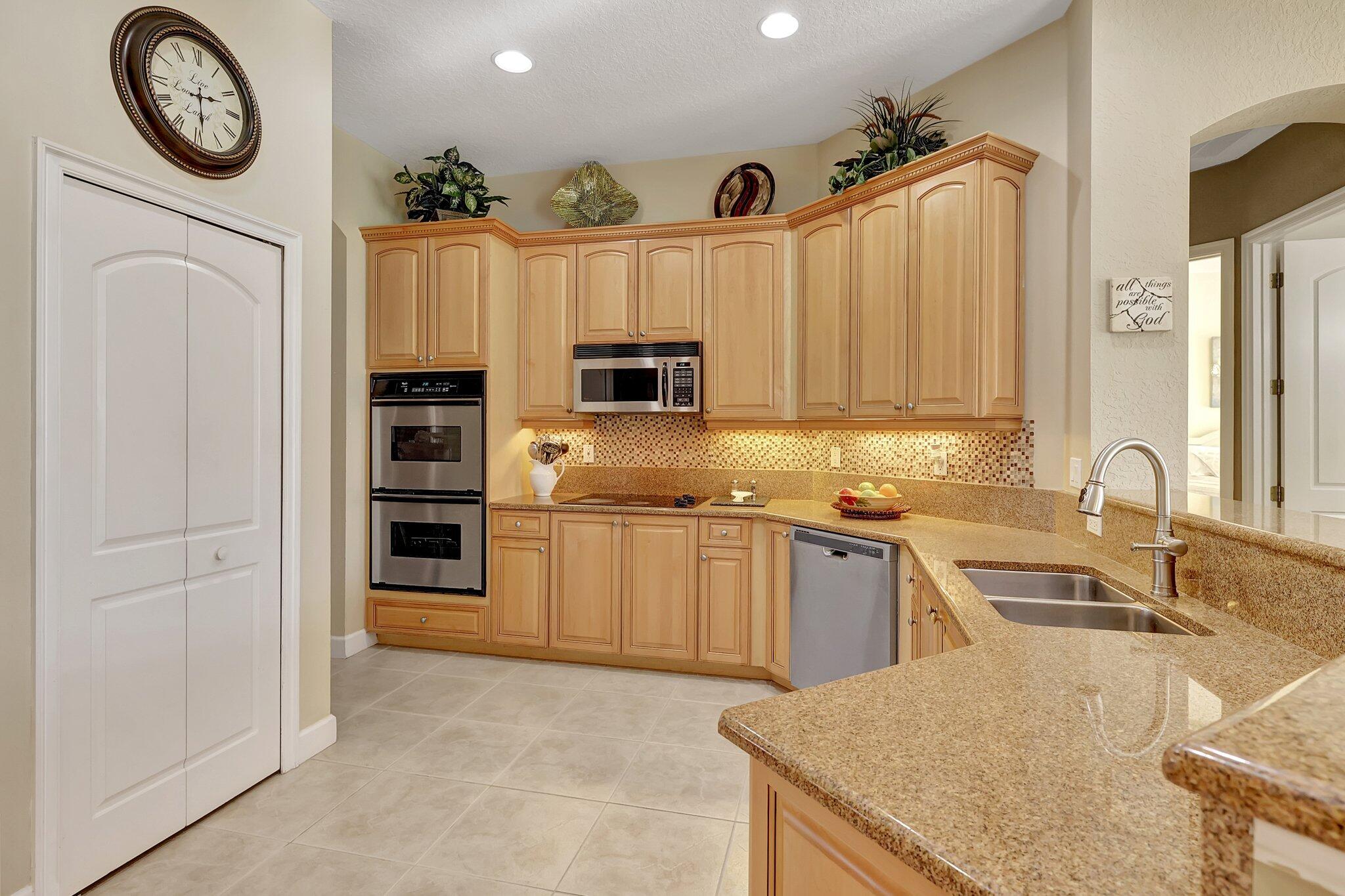 MLS #RX-11122343 image #14