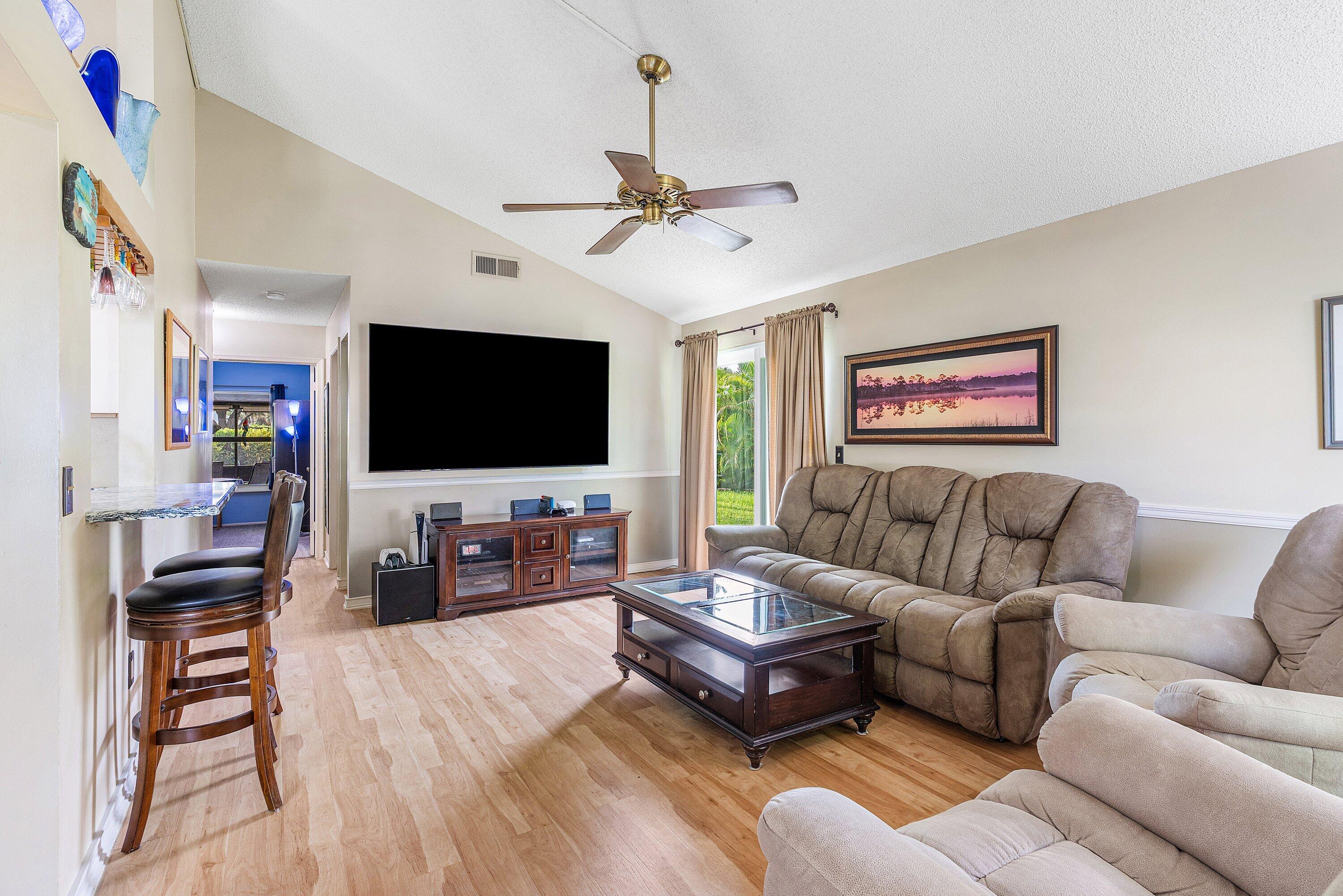 MLS #RX-11122438 image #2