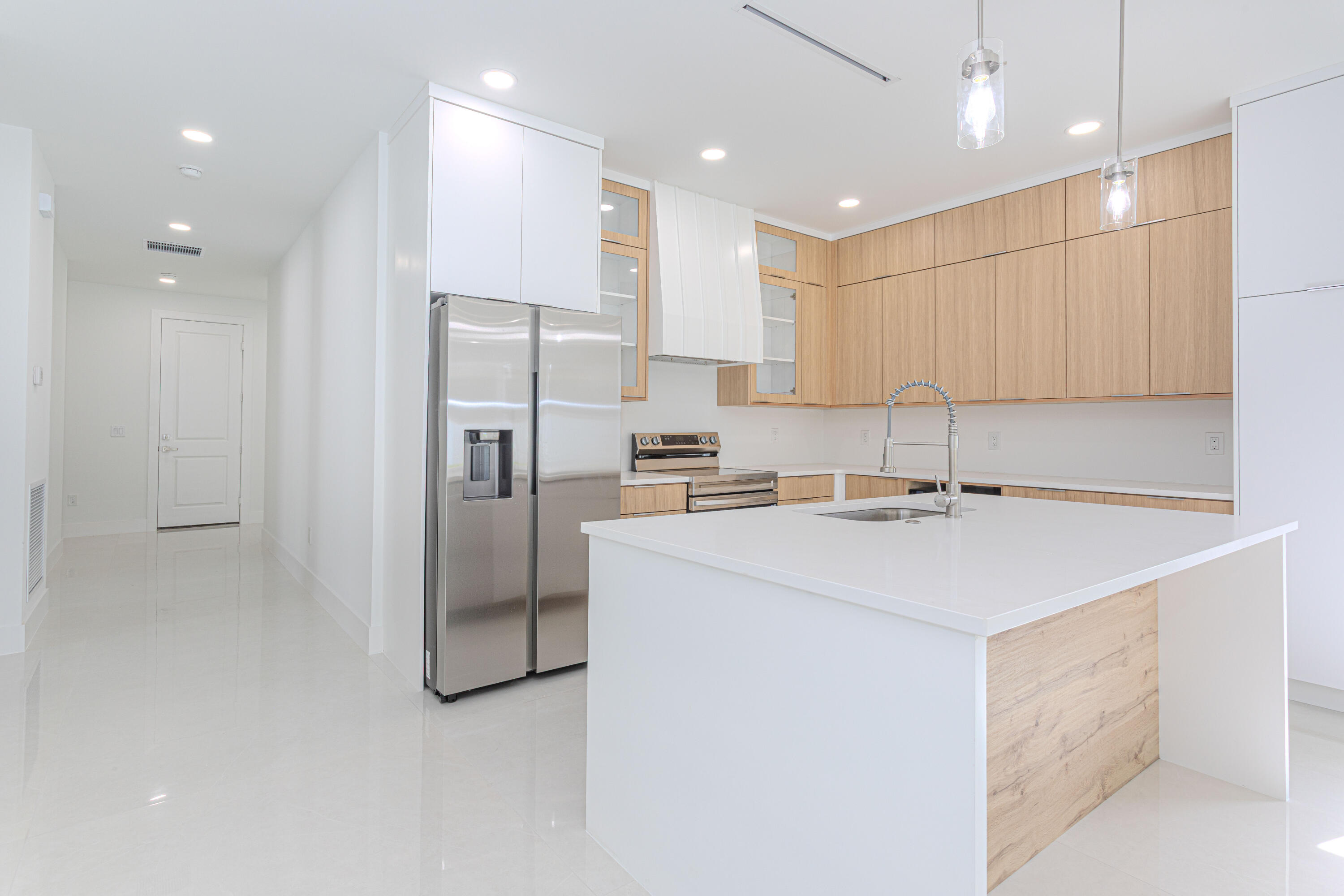 MLS #RX-11122681 image #1