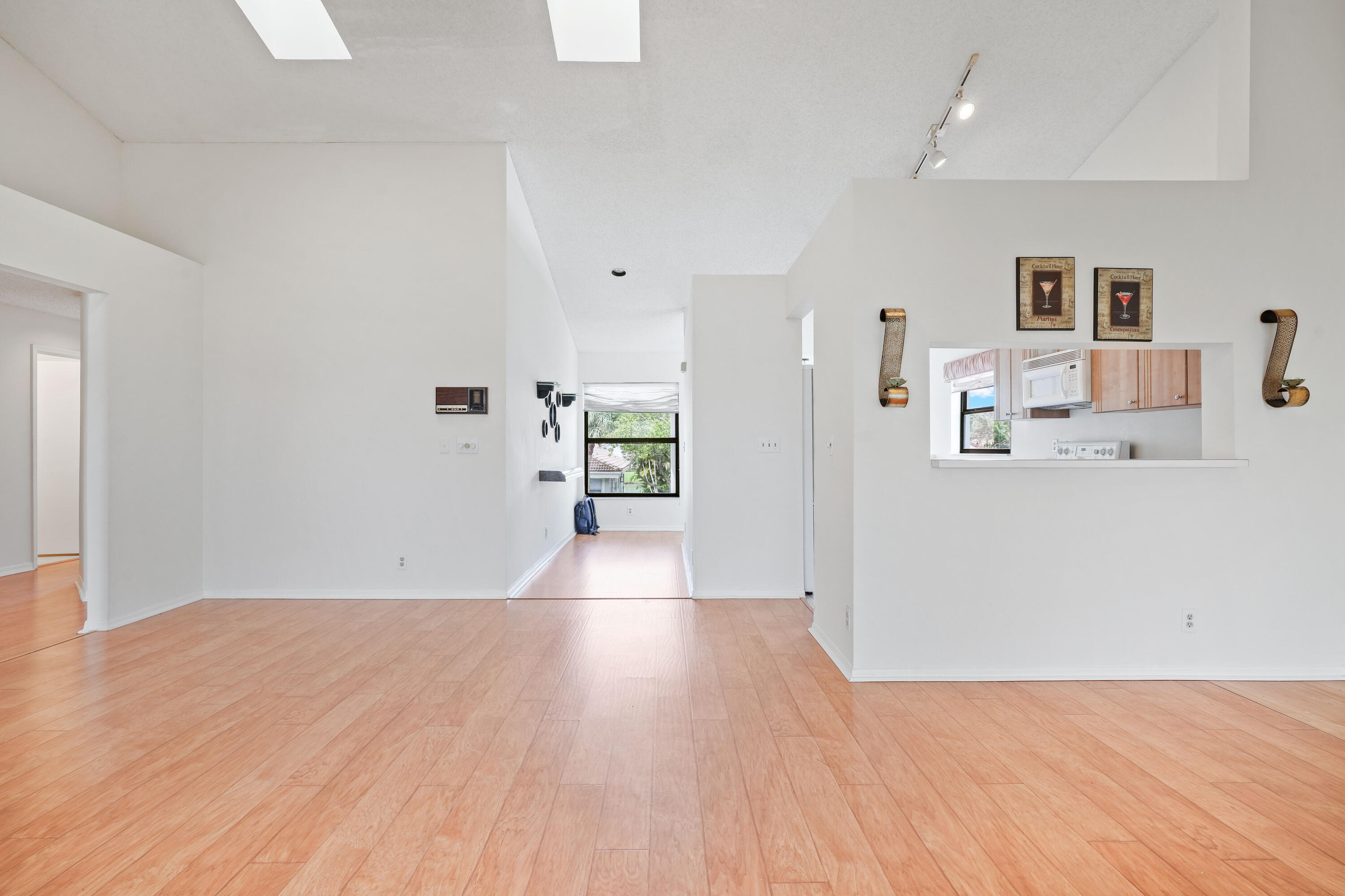 MLS #RX-11075087 image #8