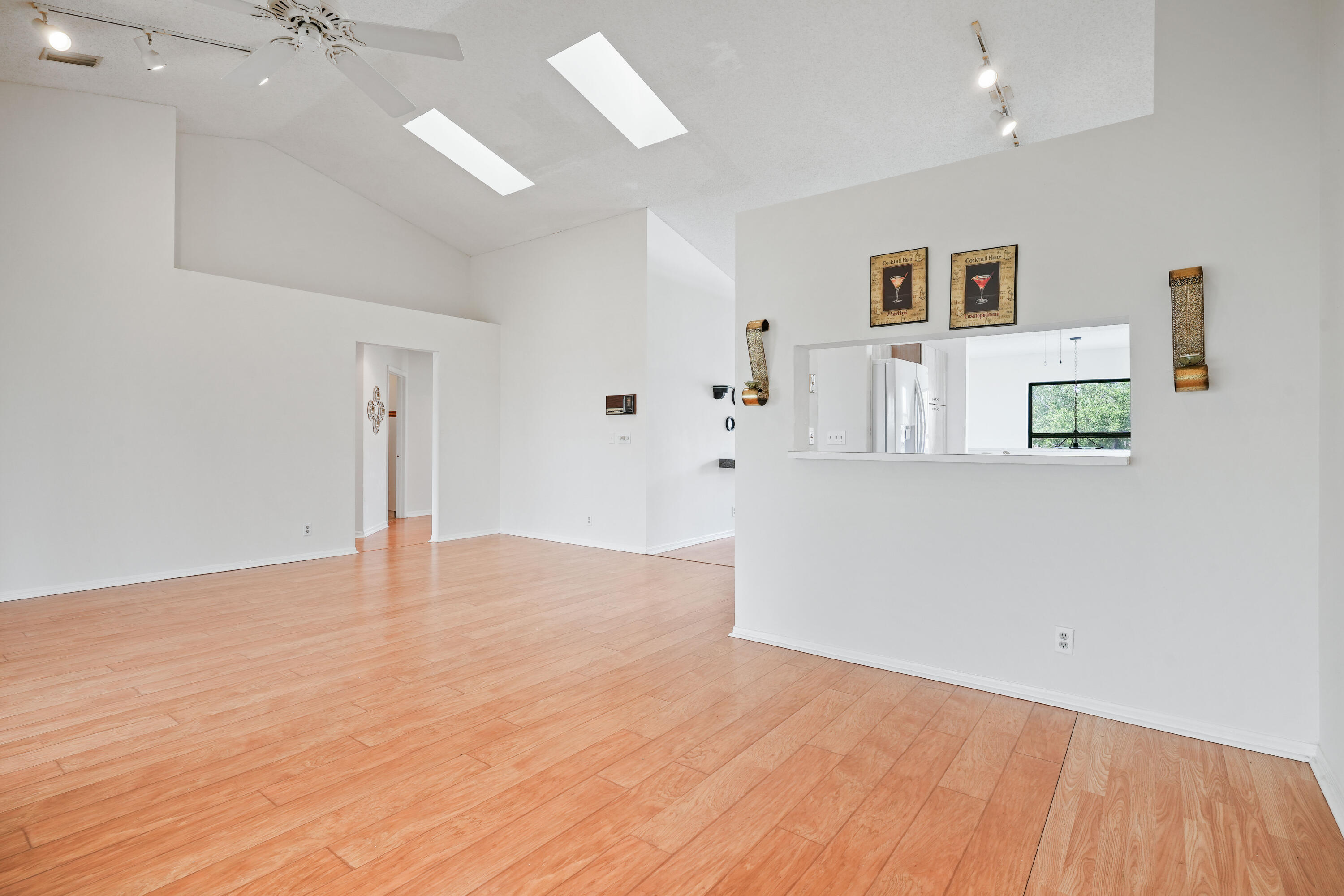 MLS #RX-11075087 image #9