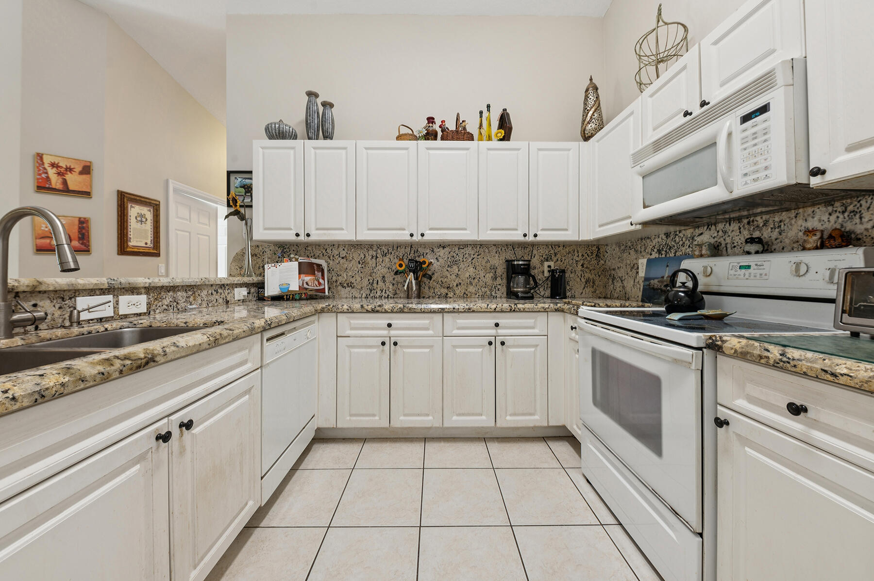 MLS #RX-11122967 image #1