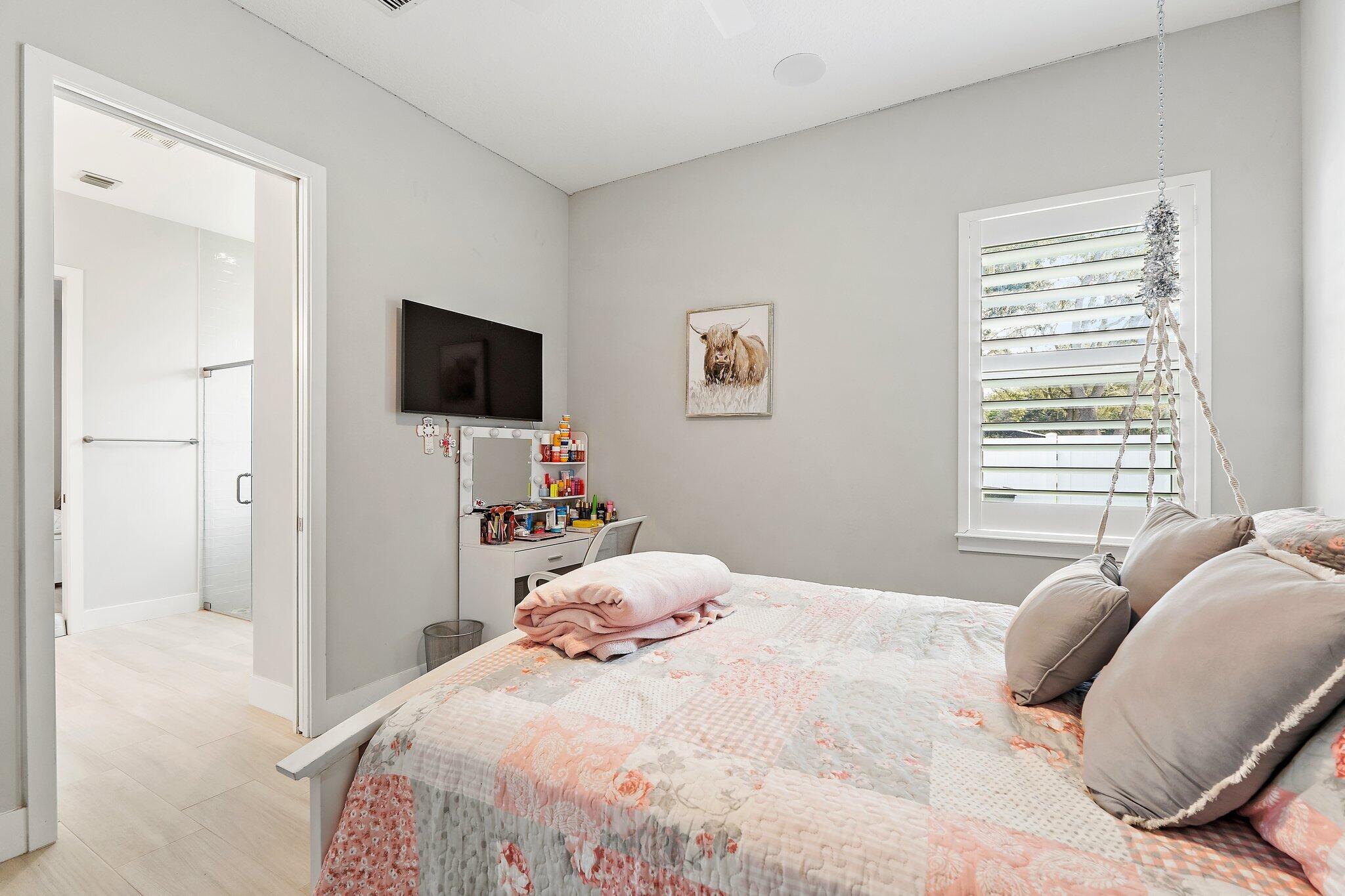 MLS #RX-11122986 image #56