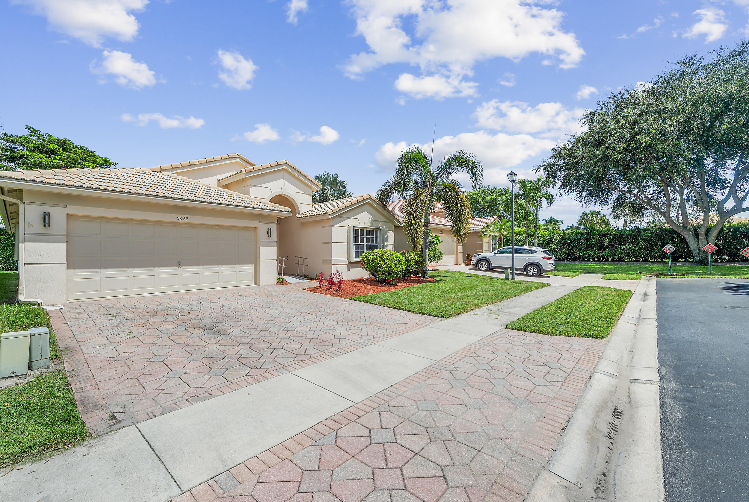 MLS #RX-11123037 image #3