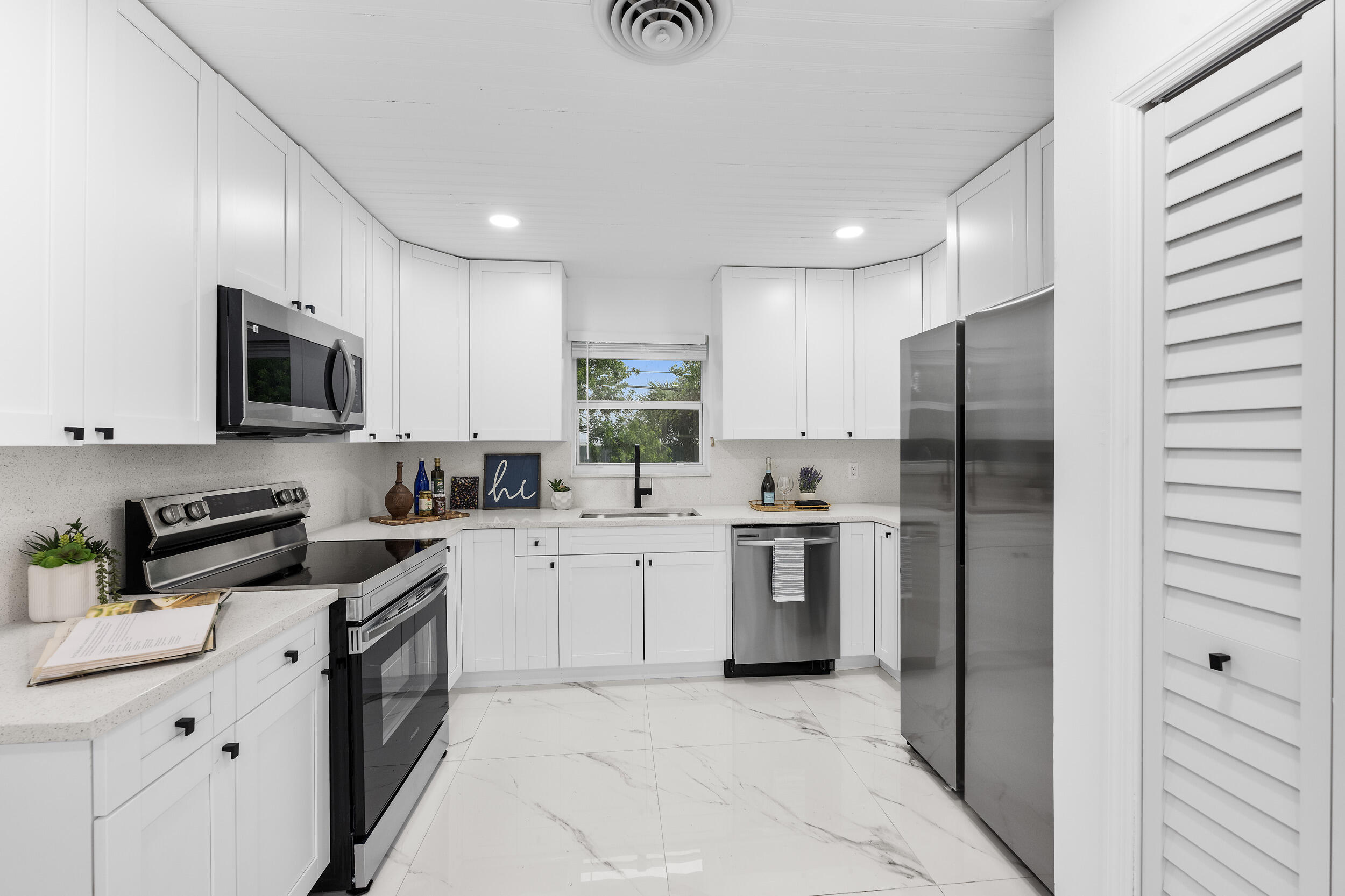 MLS #RX-11123098 image #11