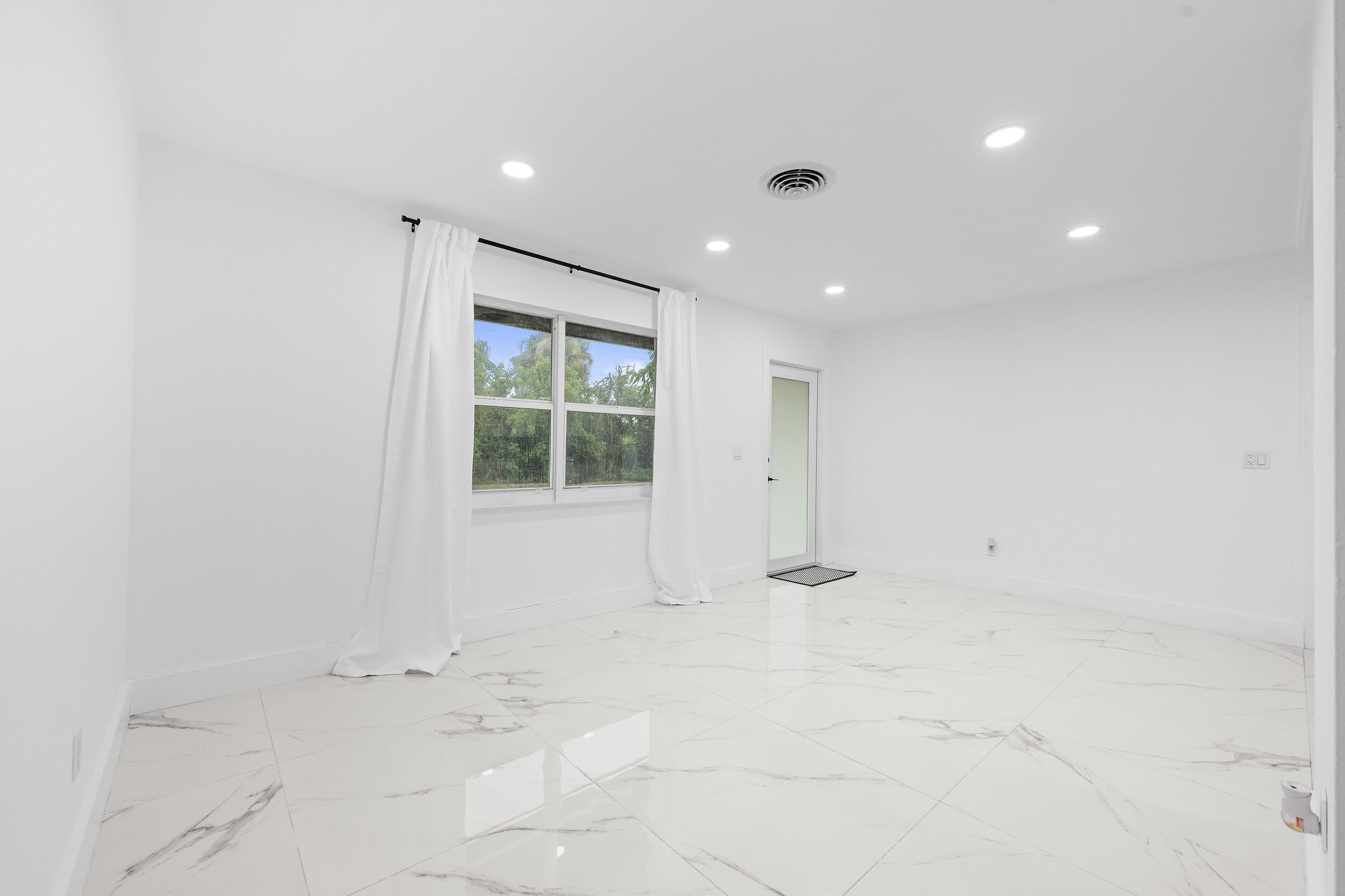 MLS #RX-11123098 image #6