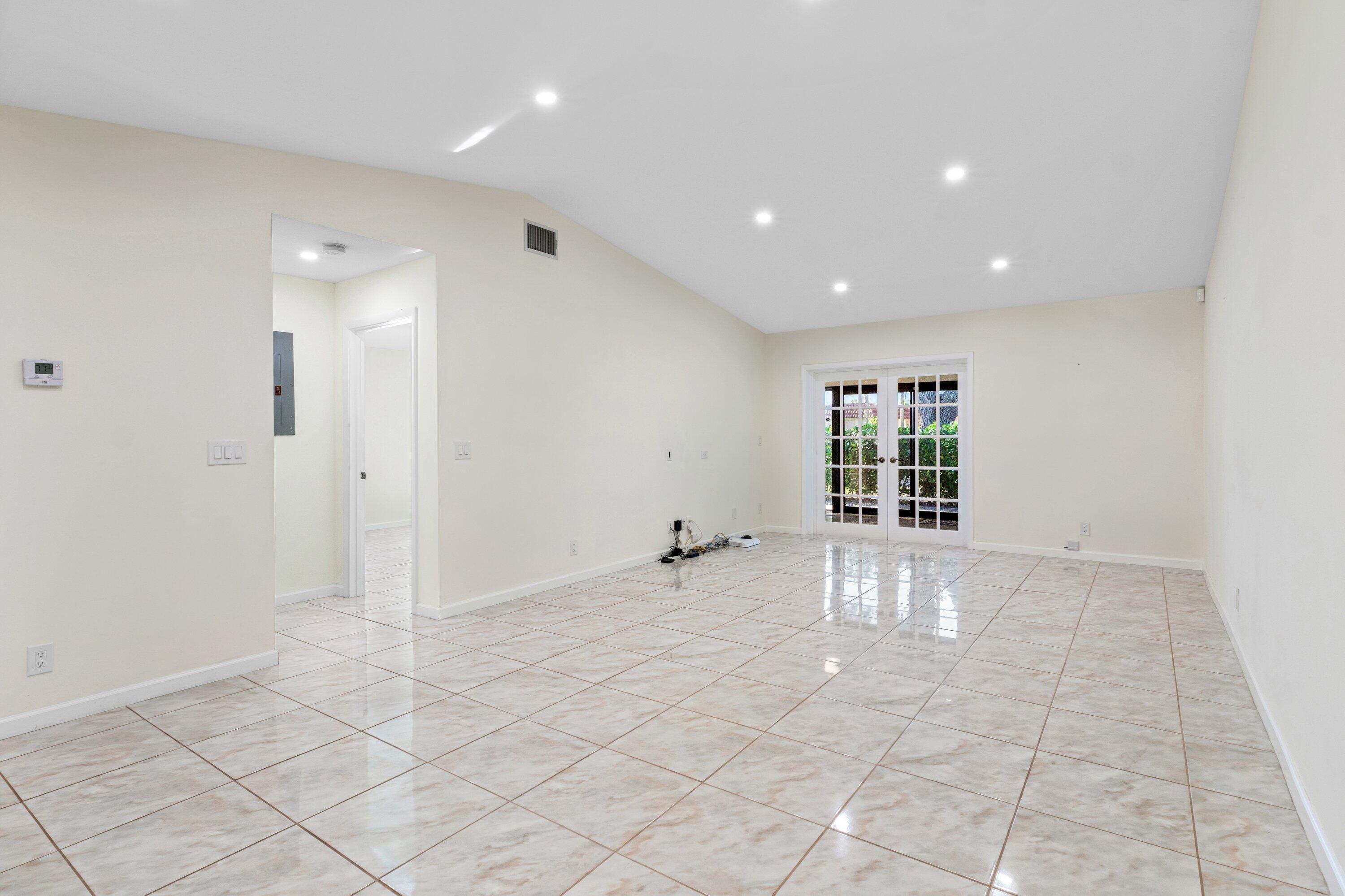 MLS #RX-10757413 image #14