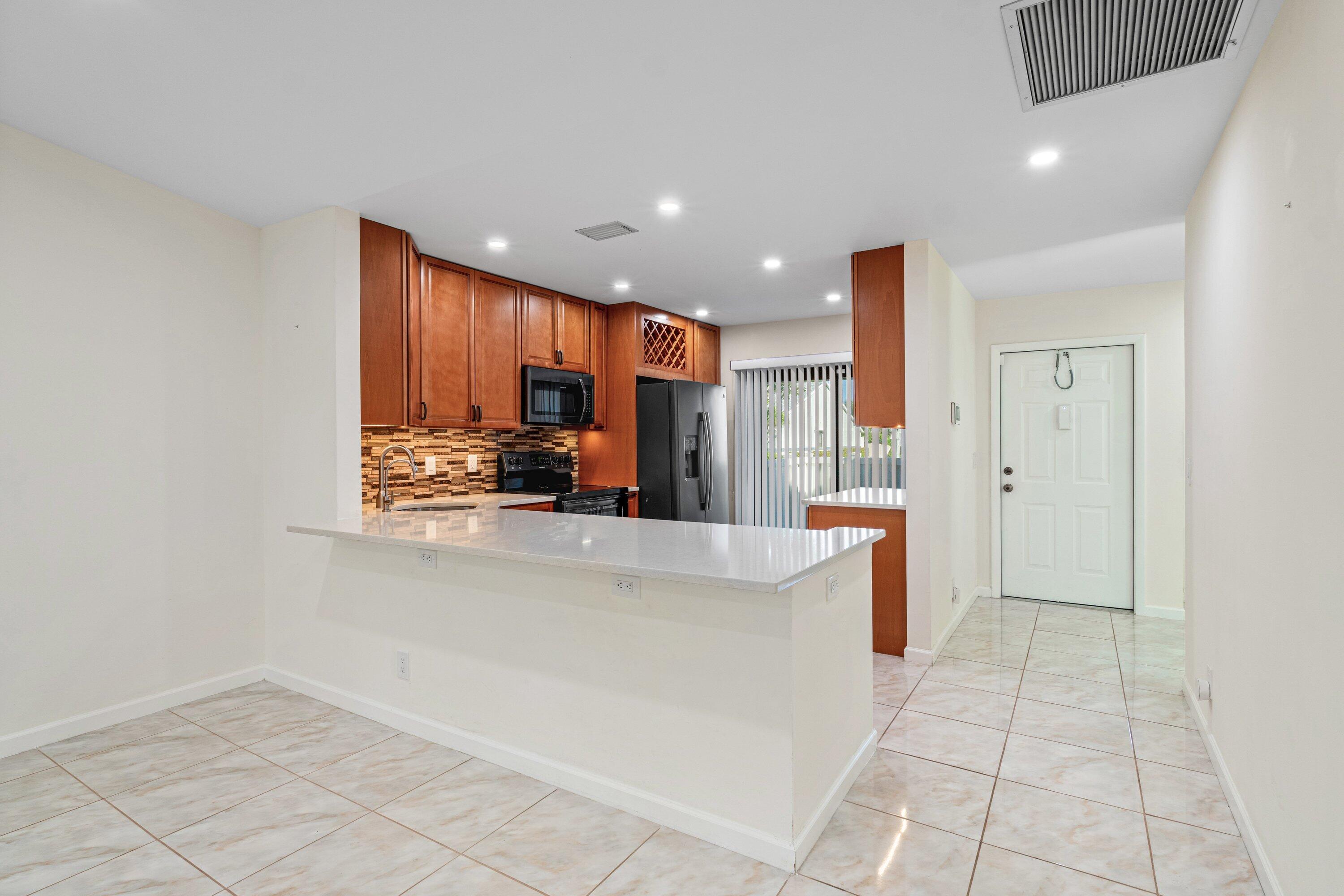 MLS #RX-10757413 image #7