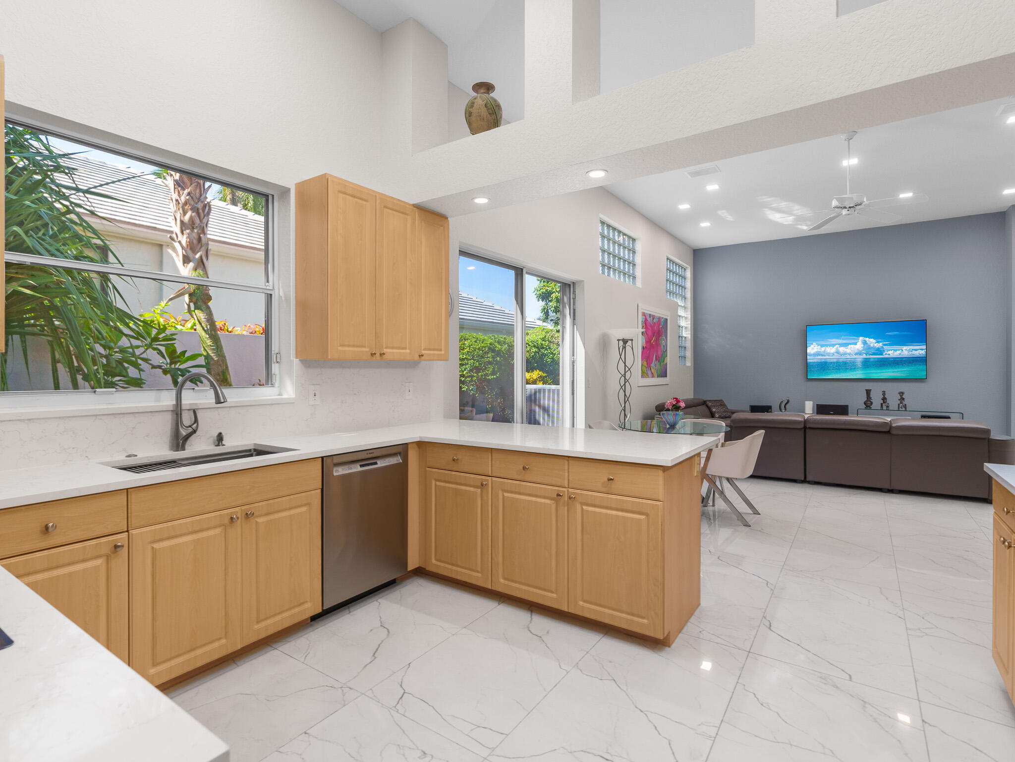 MLS #RX-10979135 image #16