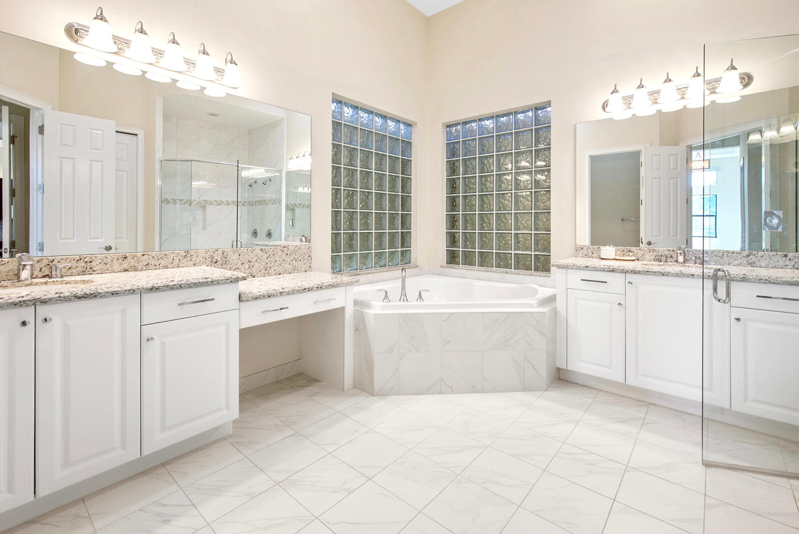 MLS #RX-11007407 image #30