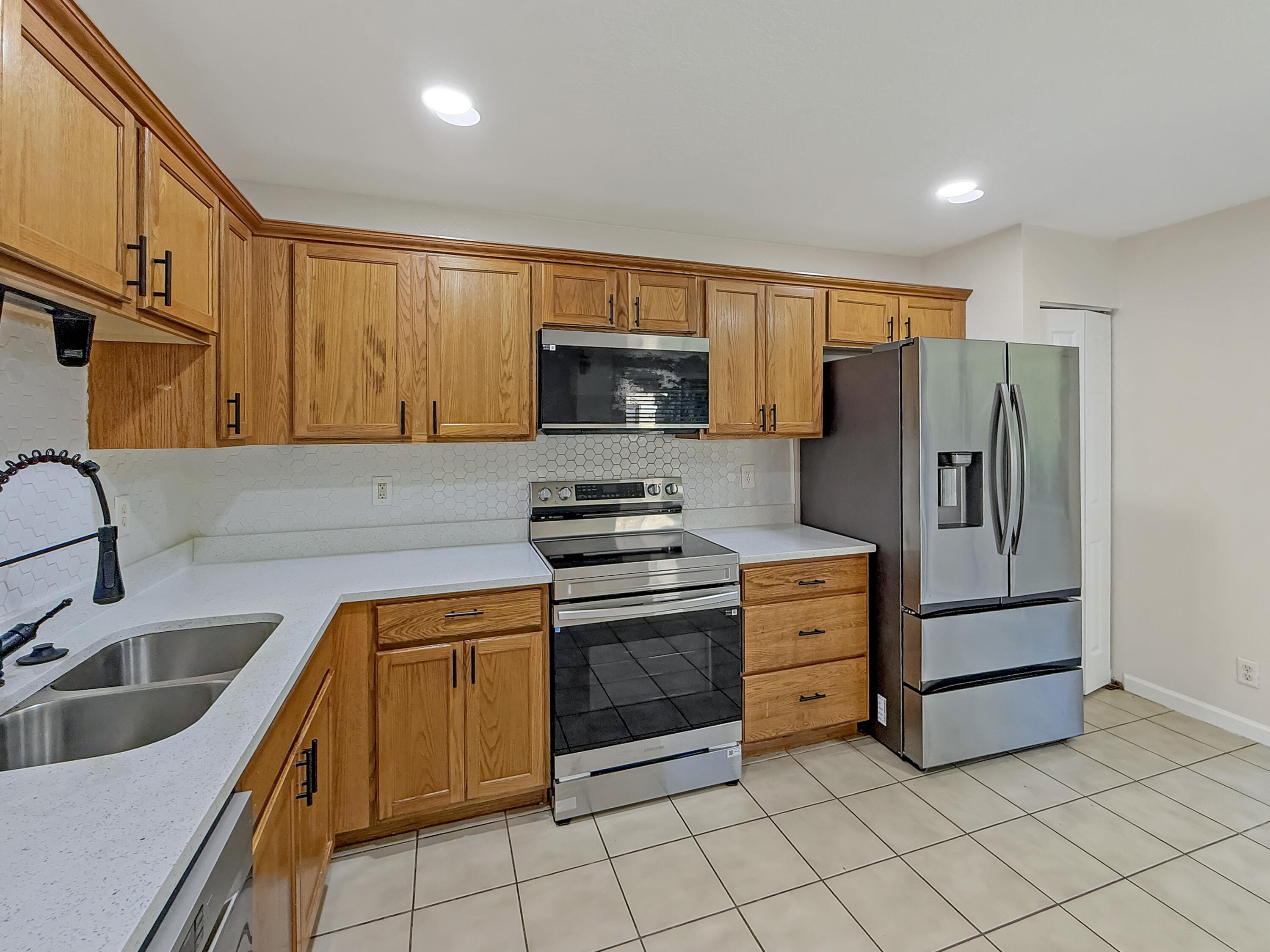 MLS #RX-11124154 image #9