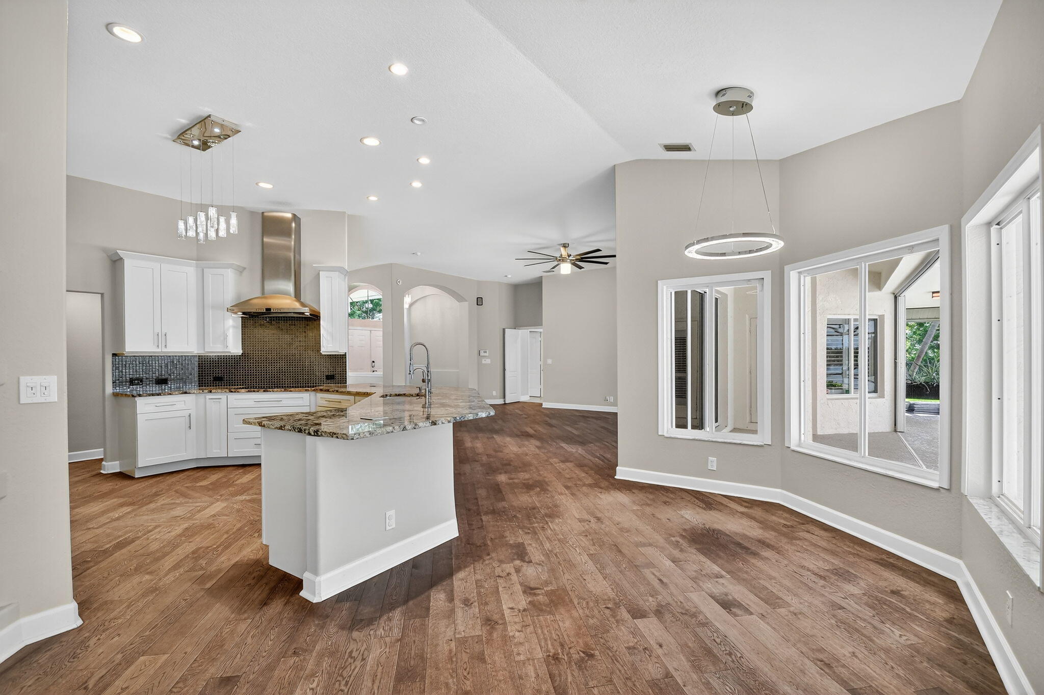 MLS #RX-11124327 image #1