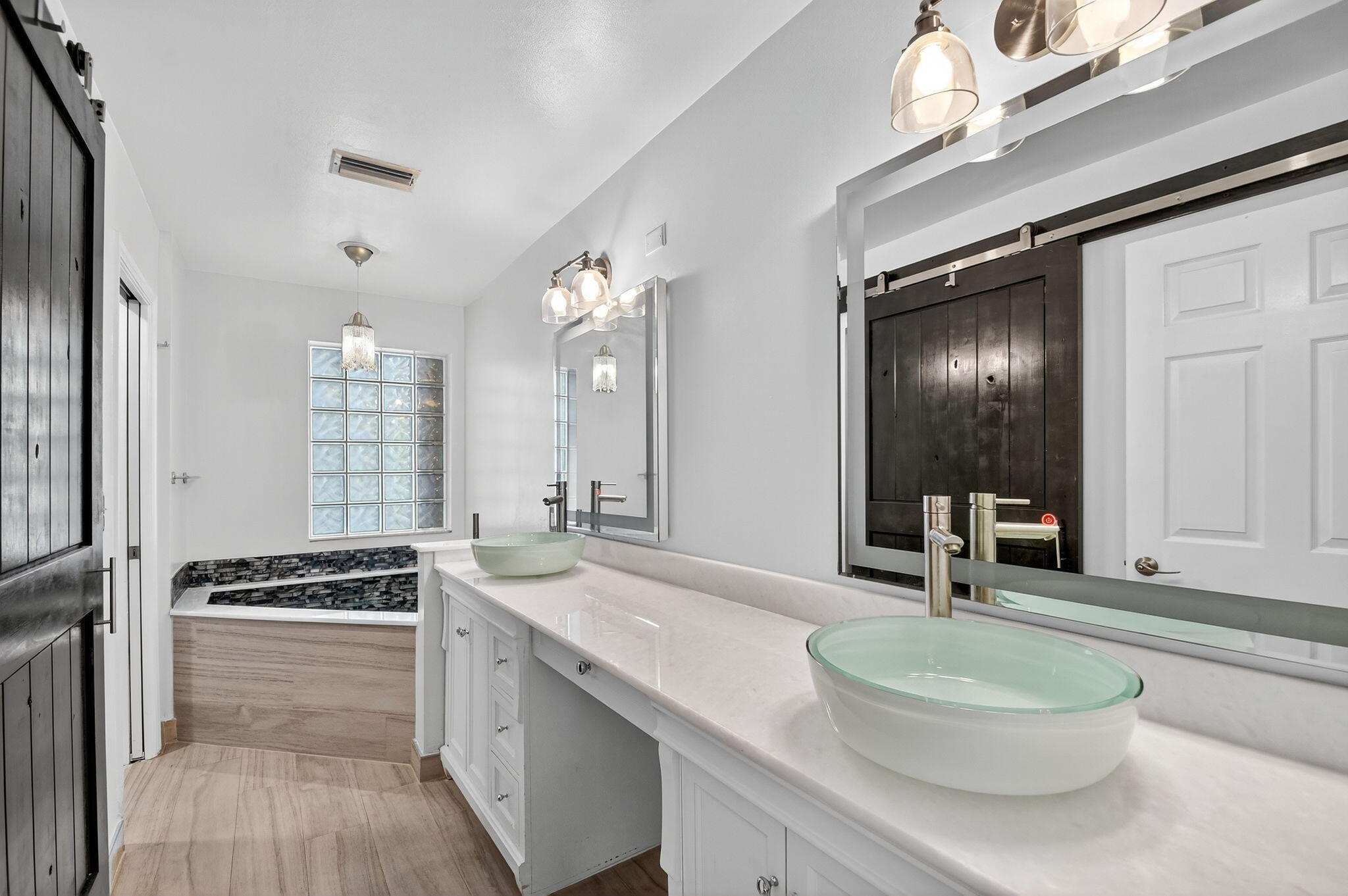 MLS #RX-11124389 image #25