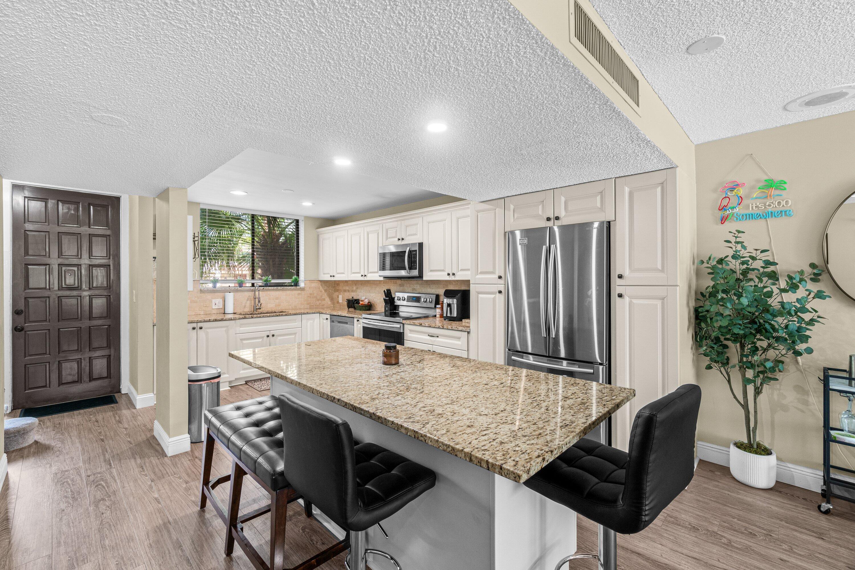 MLS #RX-11124488 image #1