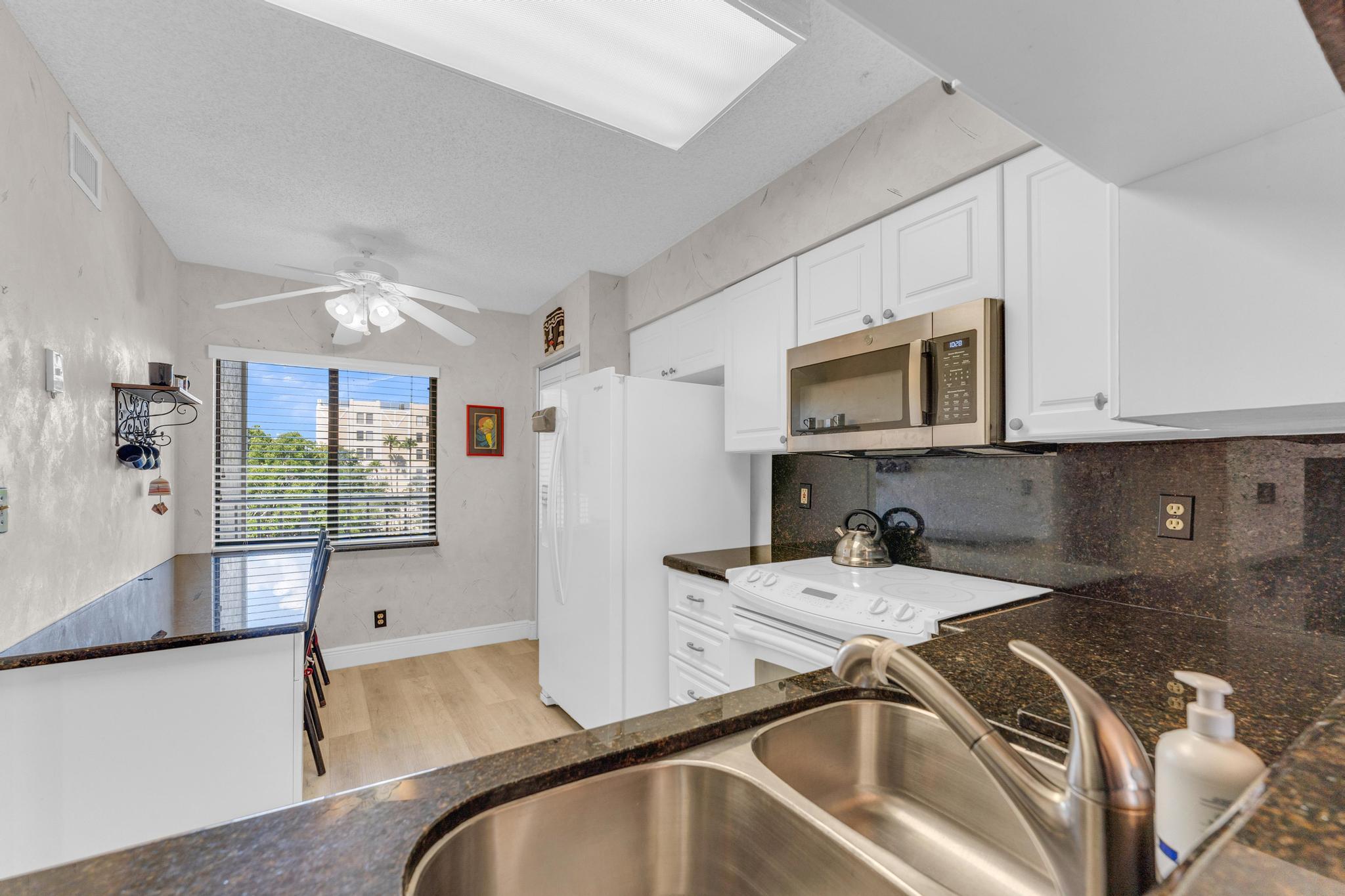 MLS #RX-10805421 image #5