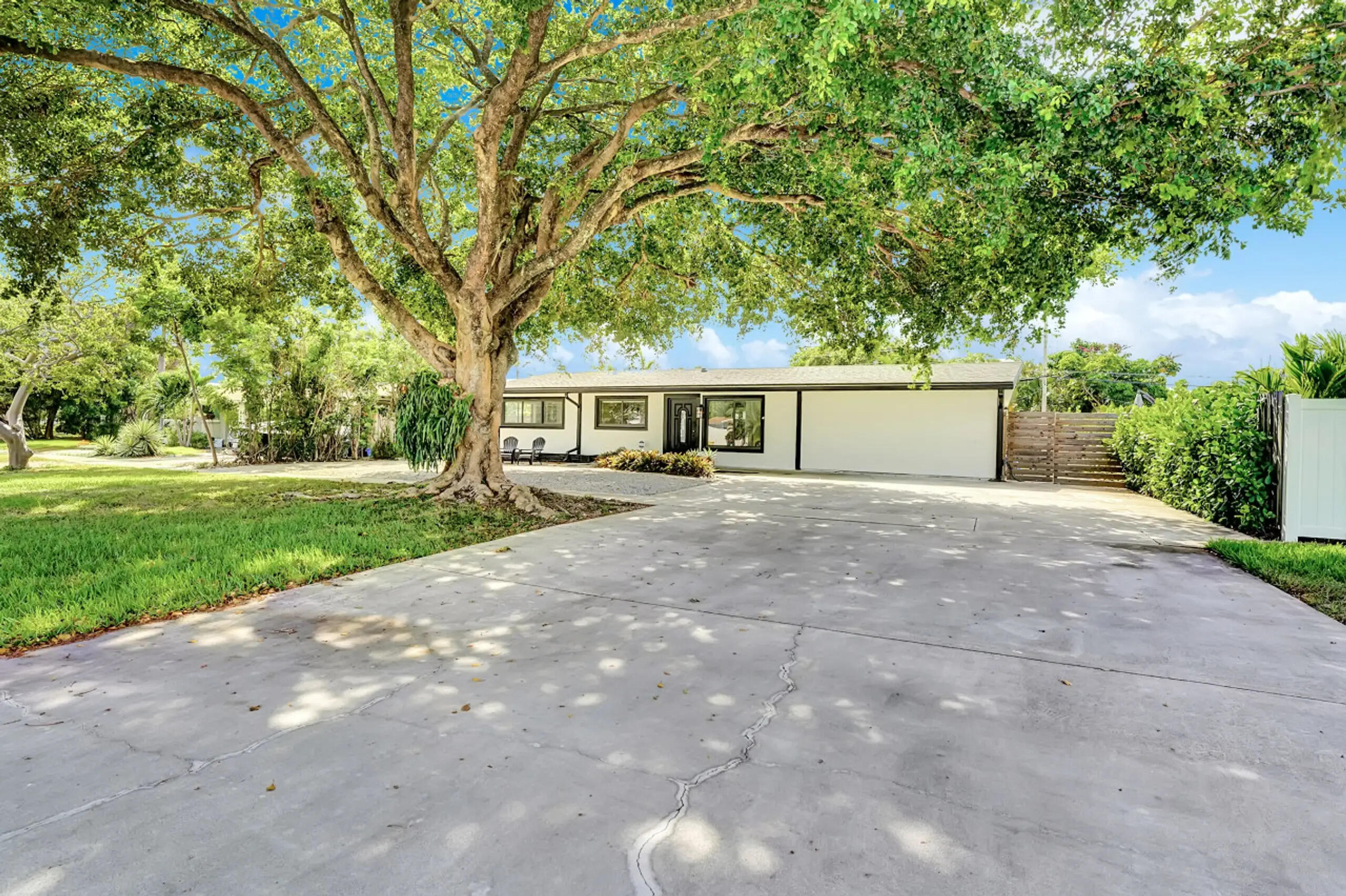 MLS #RX-11125153 image #2