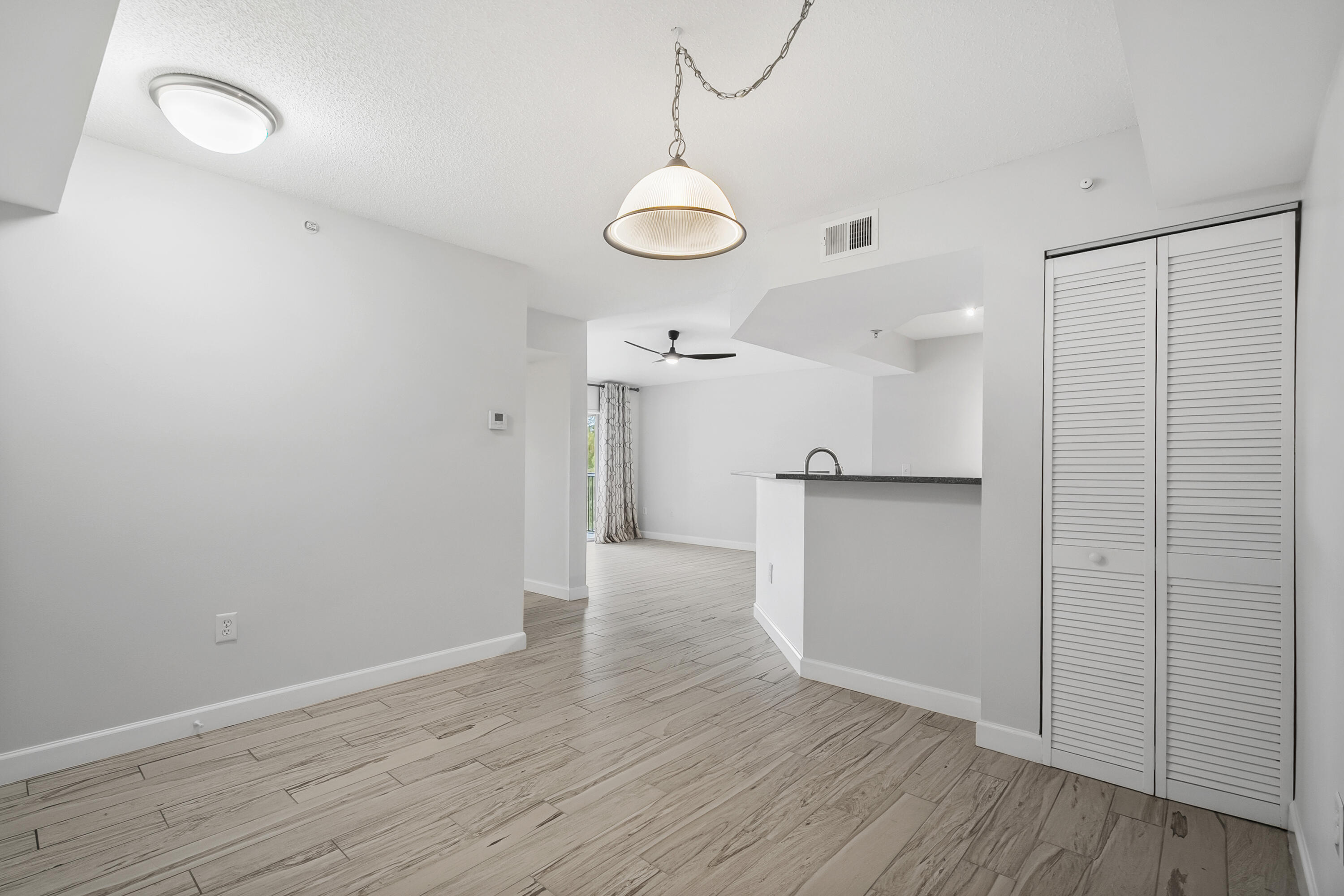 MLS #RX-11125263 image #5