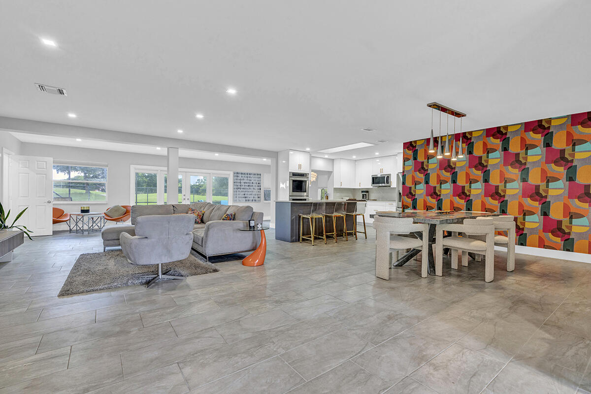 MLS #RX-11125823 image #0