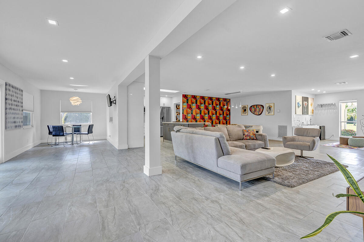 MLS #RX-11125823 image #1