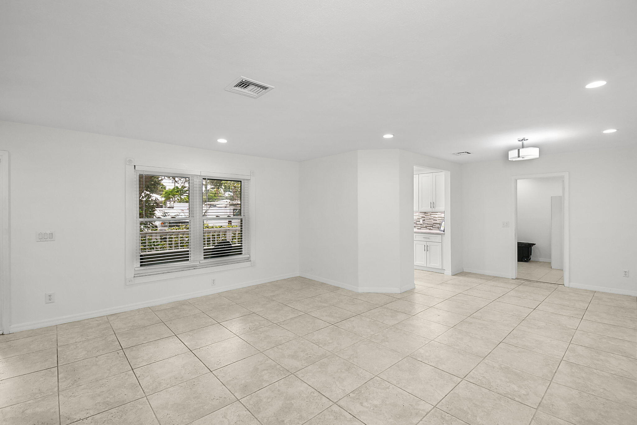 MLS #RX-11125843 image #4