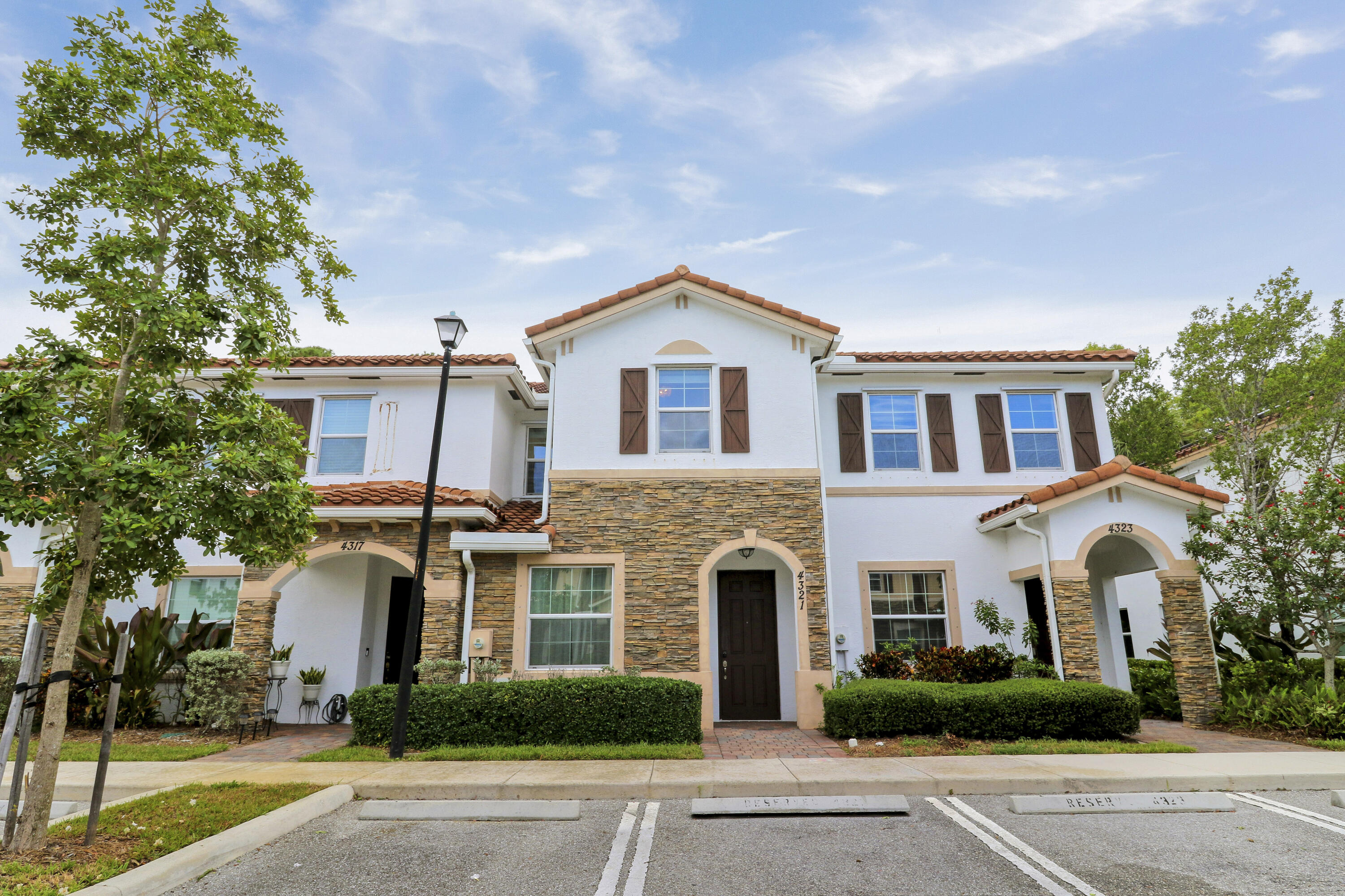 MLS #RX-11125966 image #1