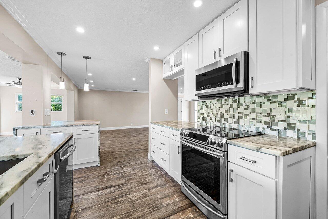 MLS #RX-11126059 image #16