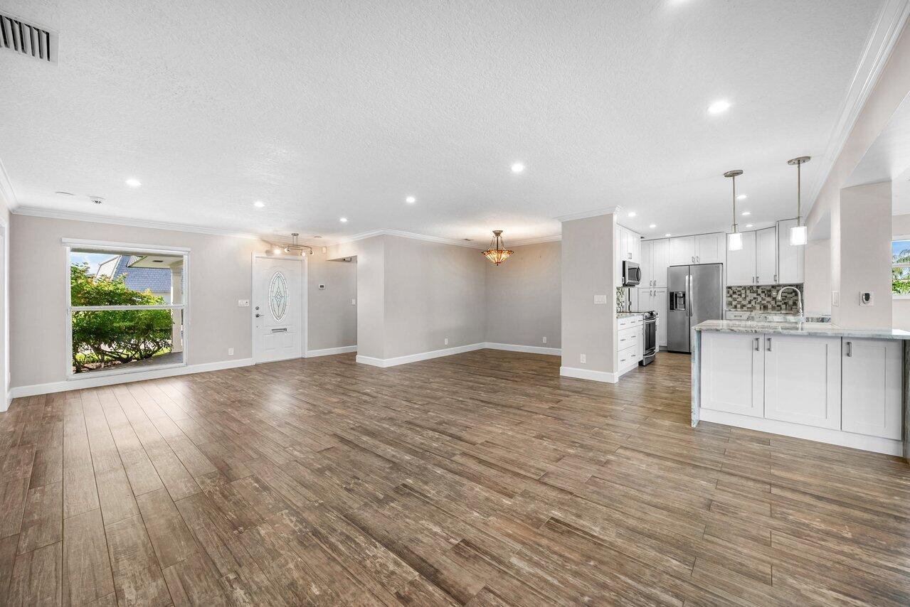 MLS #RX-11126059 image #6