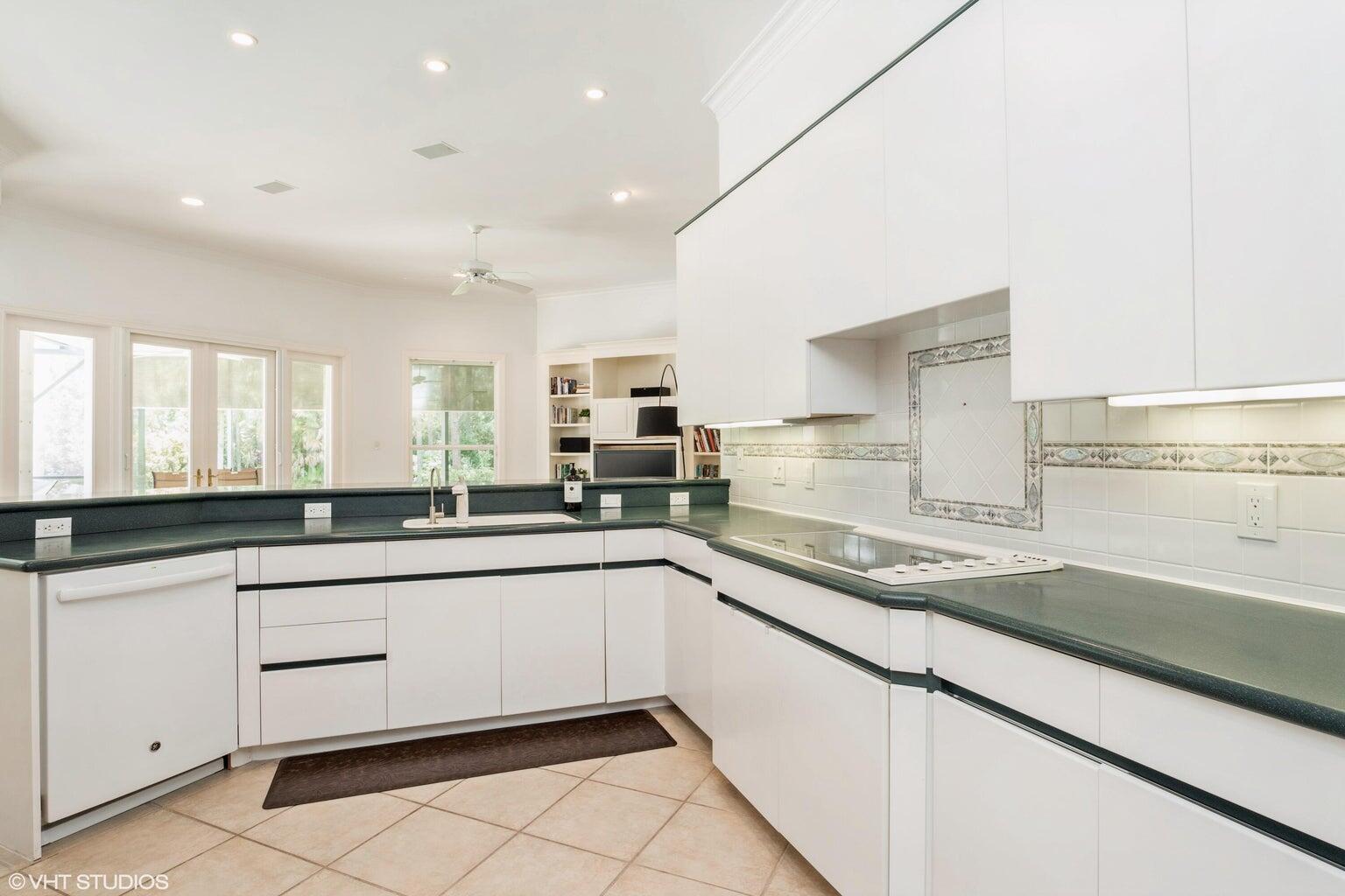 MLS #RX-11126439 image #6