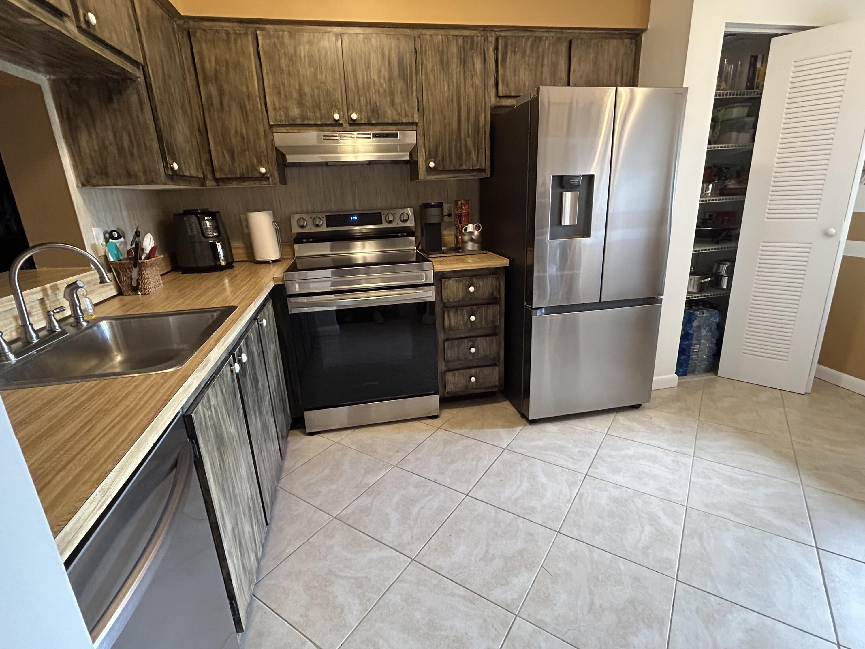 MLS #RX-11100754 image #56