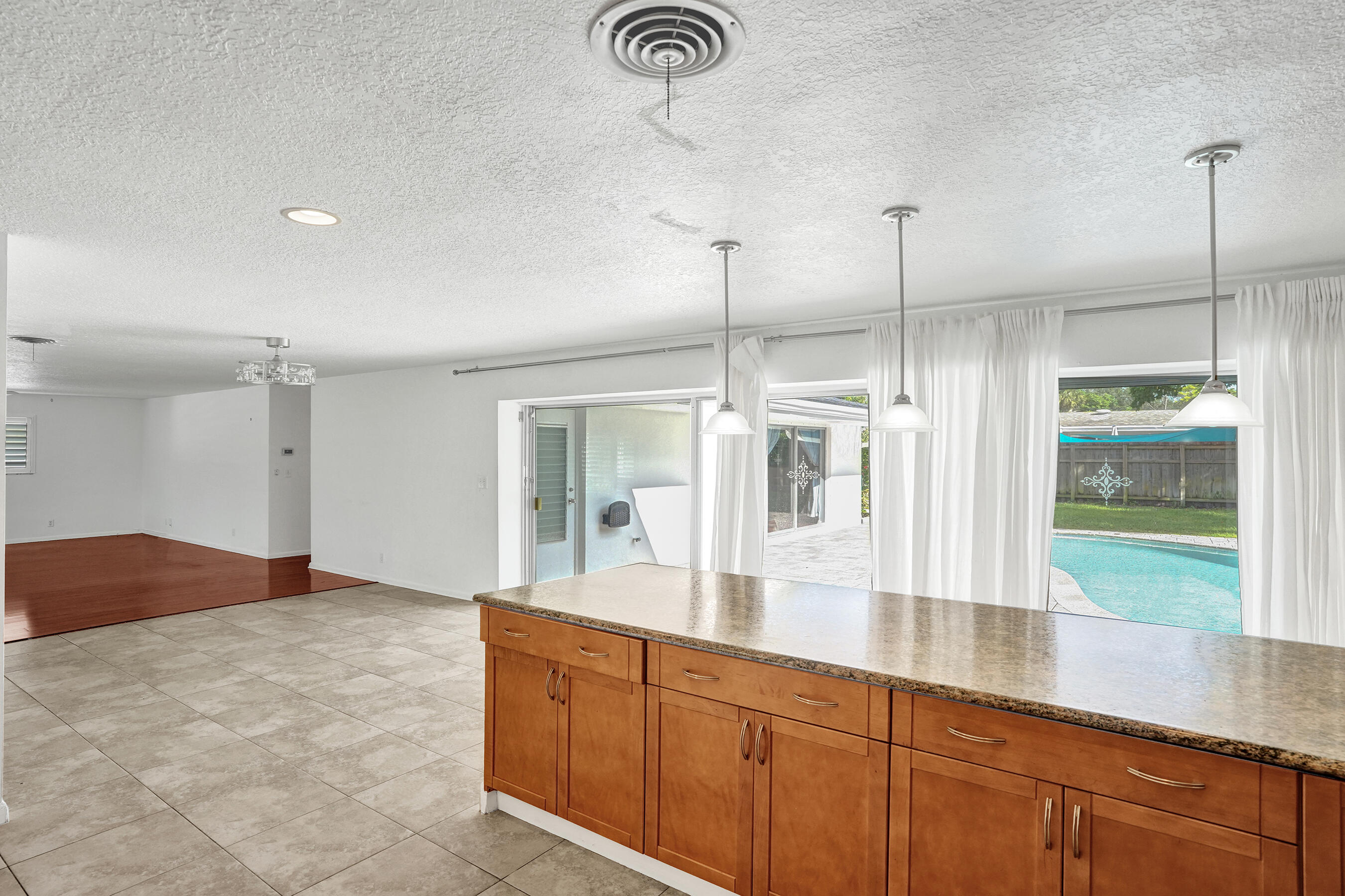 MLS #RX-11126999 image #9