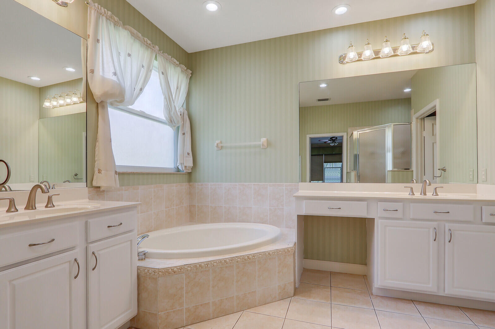 MLS #RX-10816464 image #20