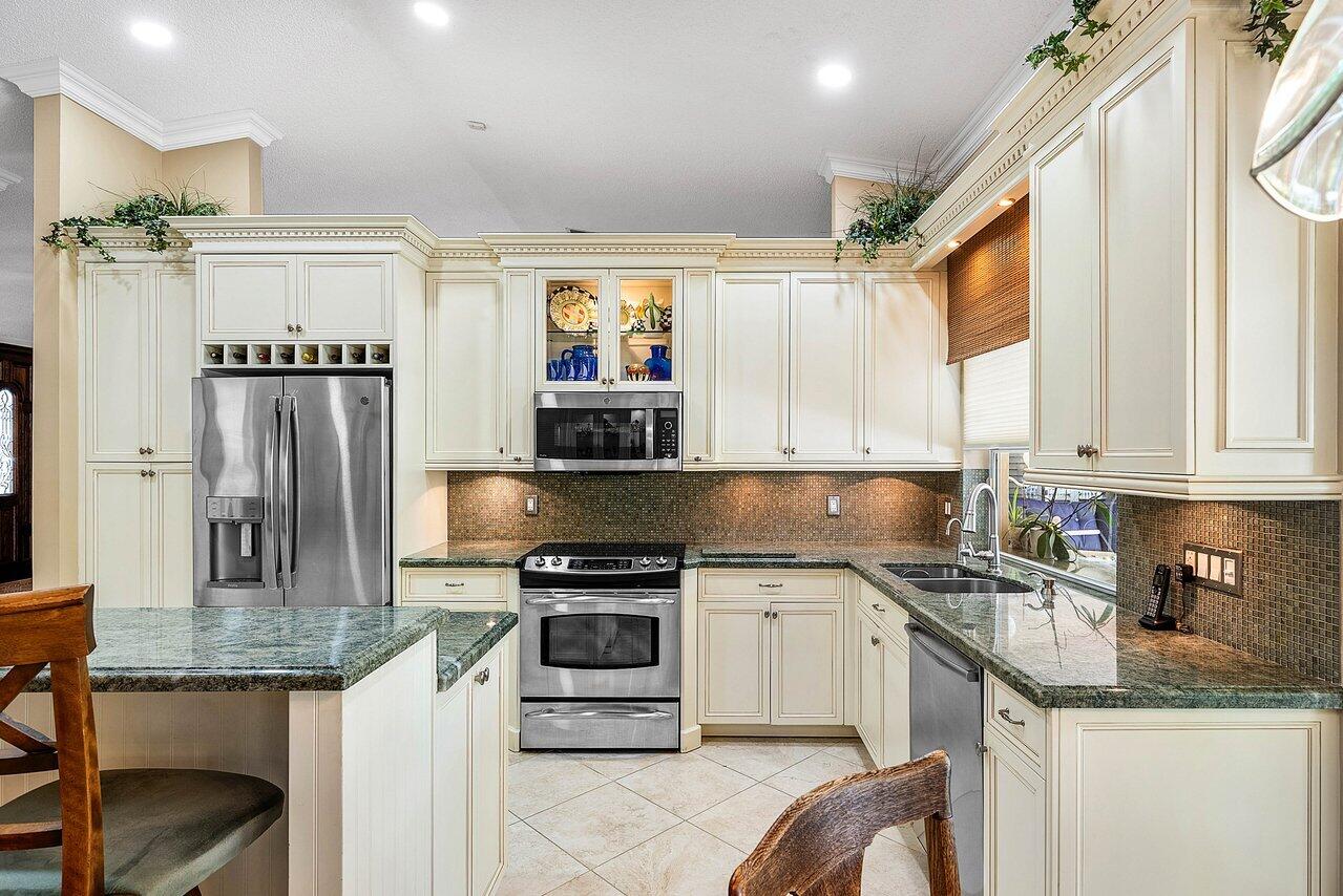 MLS #RX-11127385 image #6