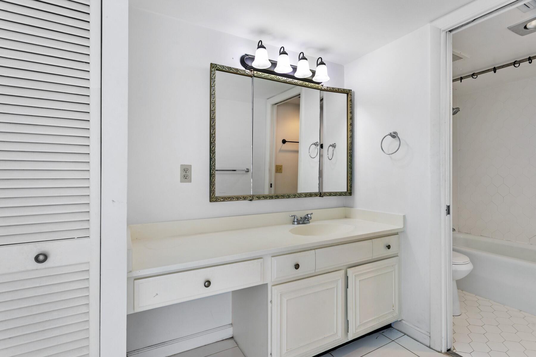 MLS #RX-11127463 image #13