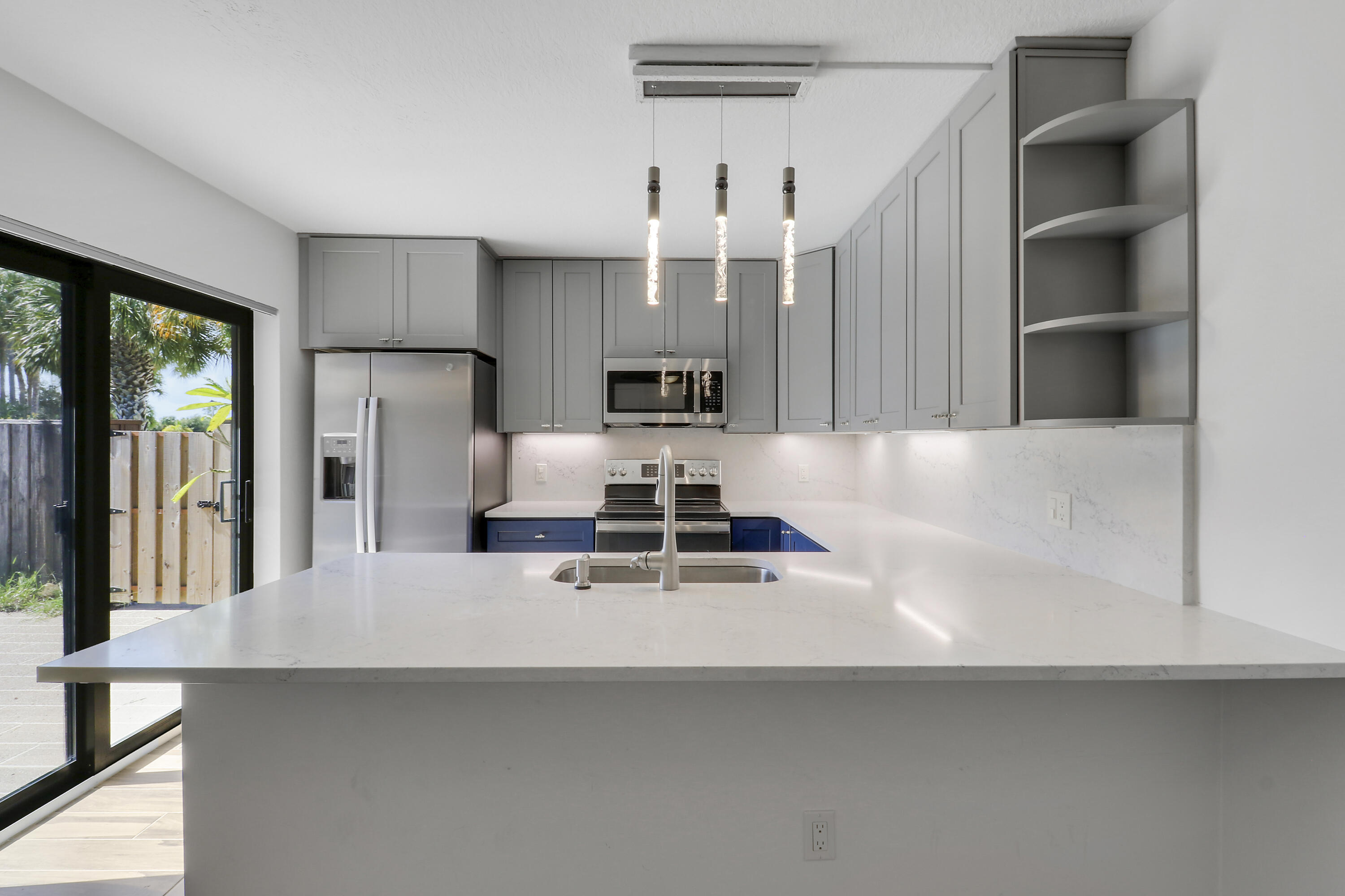 MLS #RX-11127493 image #1