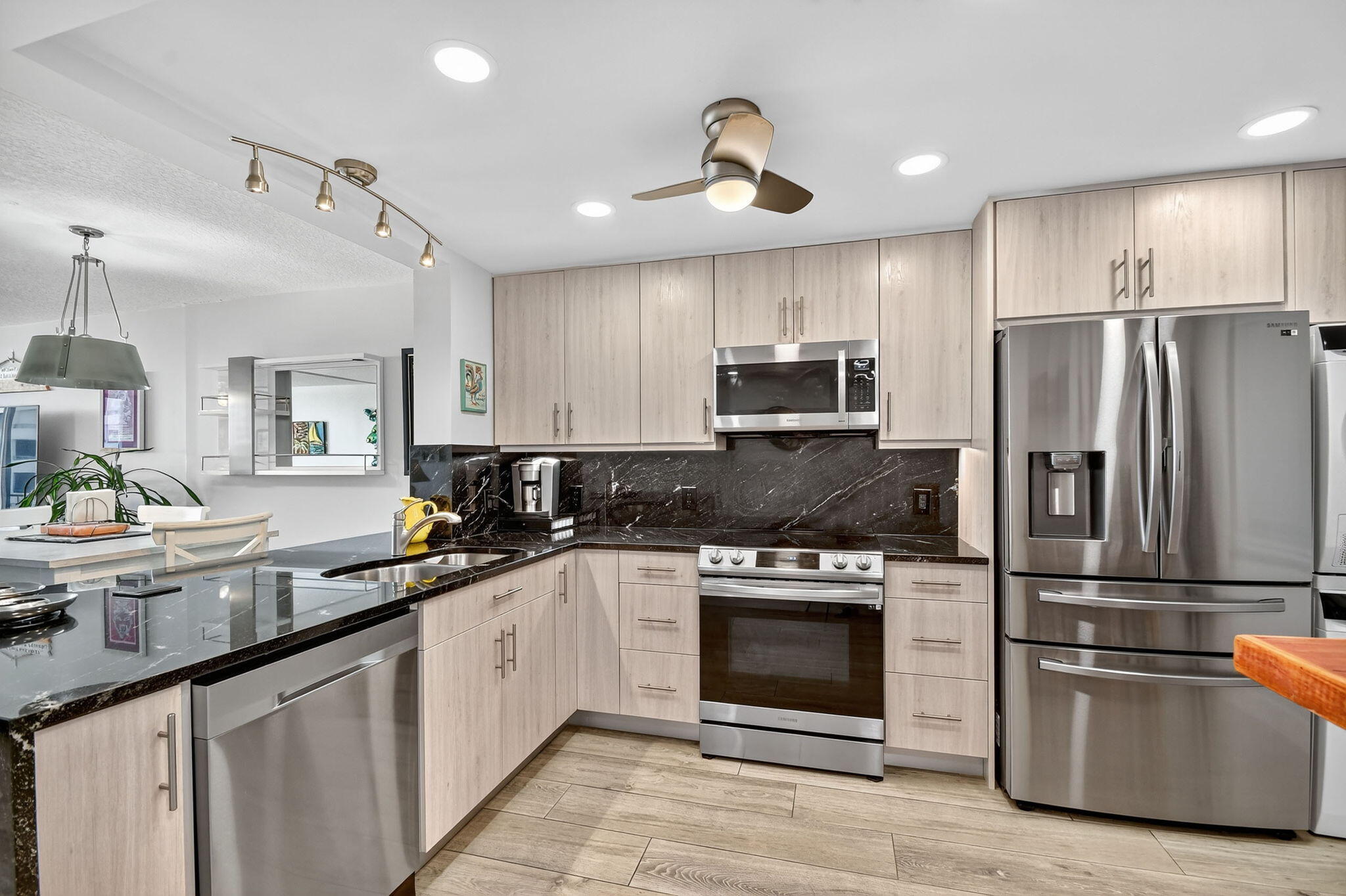 MLS #RX-10790583 image #3