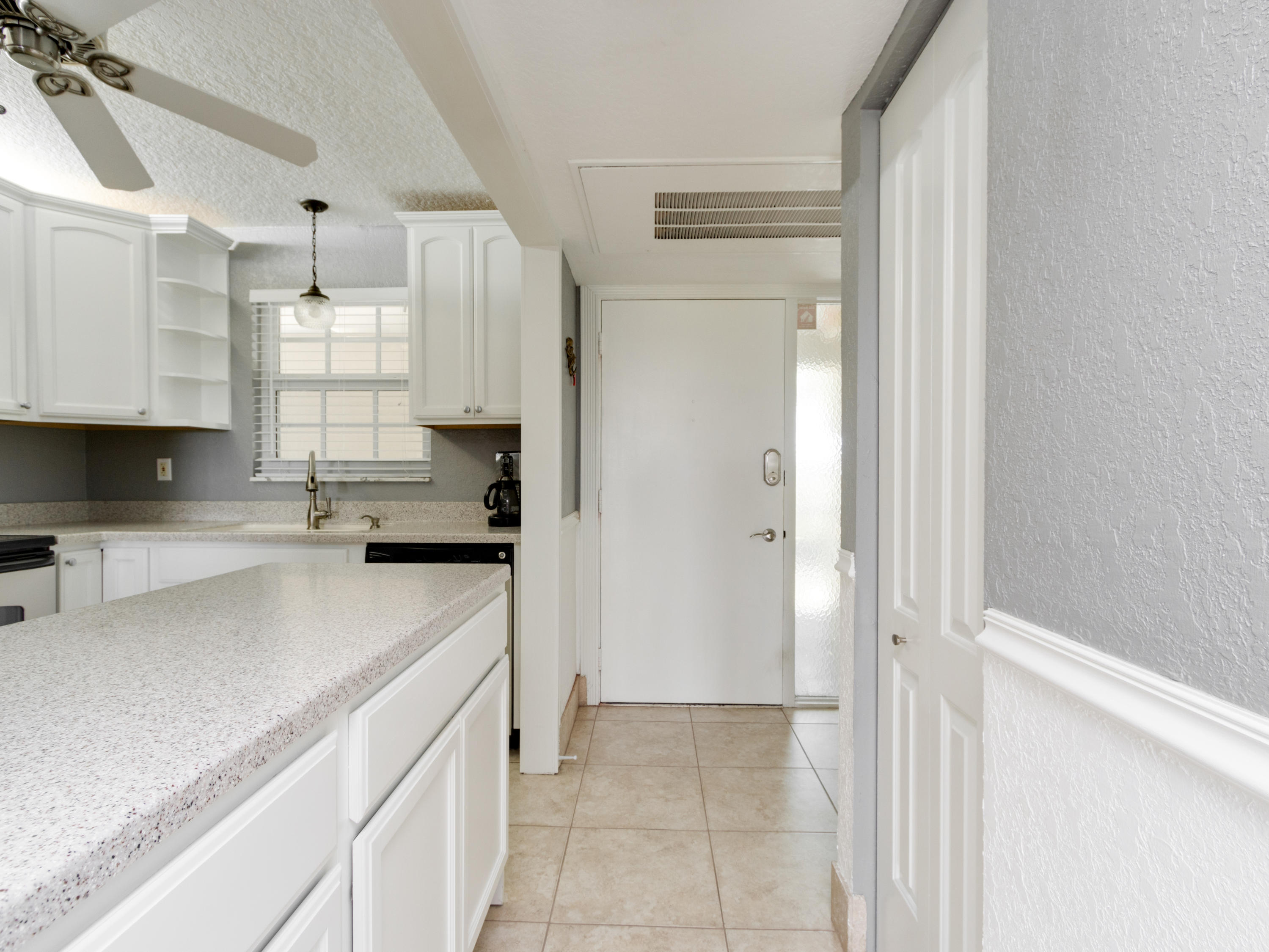 MLS #RX-11128009 image #2