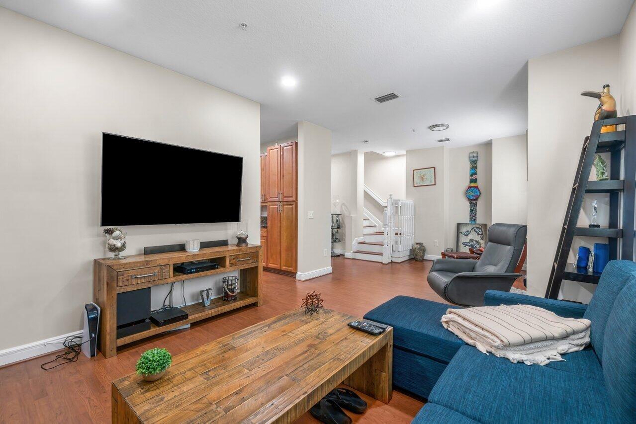 MLS #RX-11128064 image #15