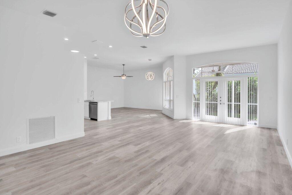 MLS #RX-11128091 image #6