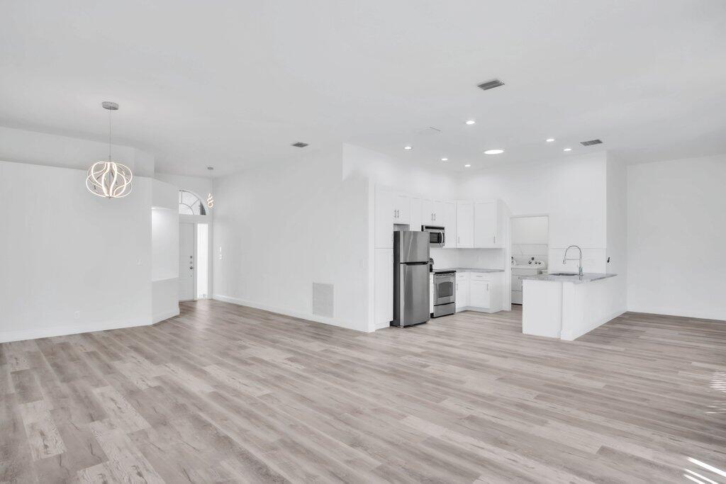 MLS #RX-11128091 image #9