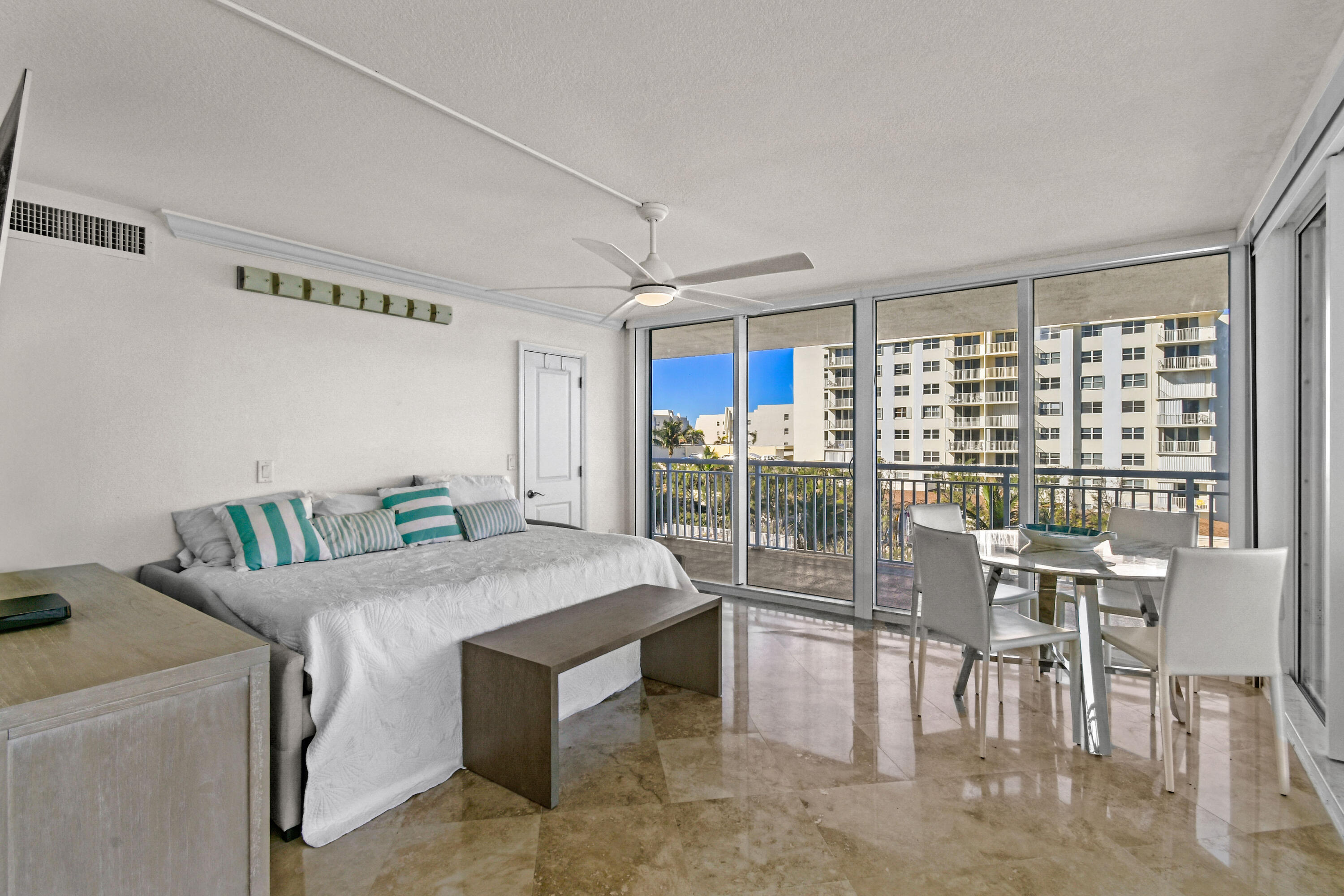 MLS #RX-11128201 image #4