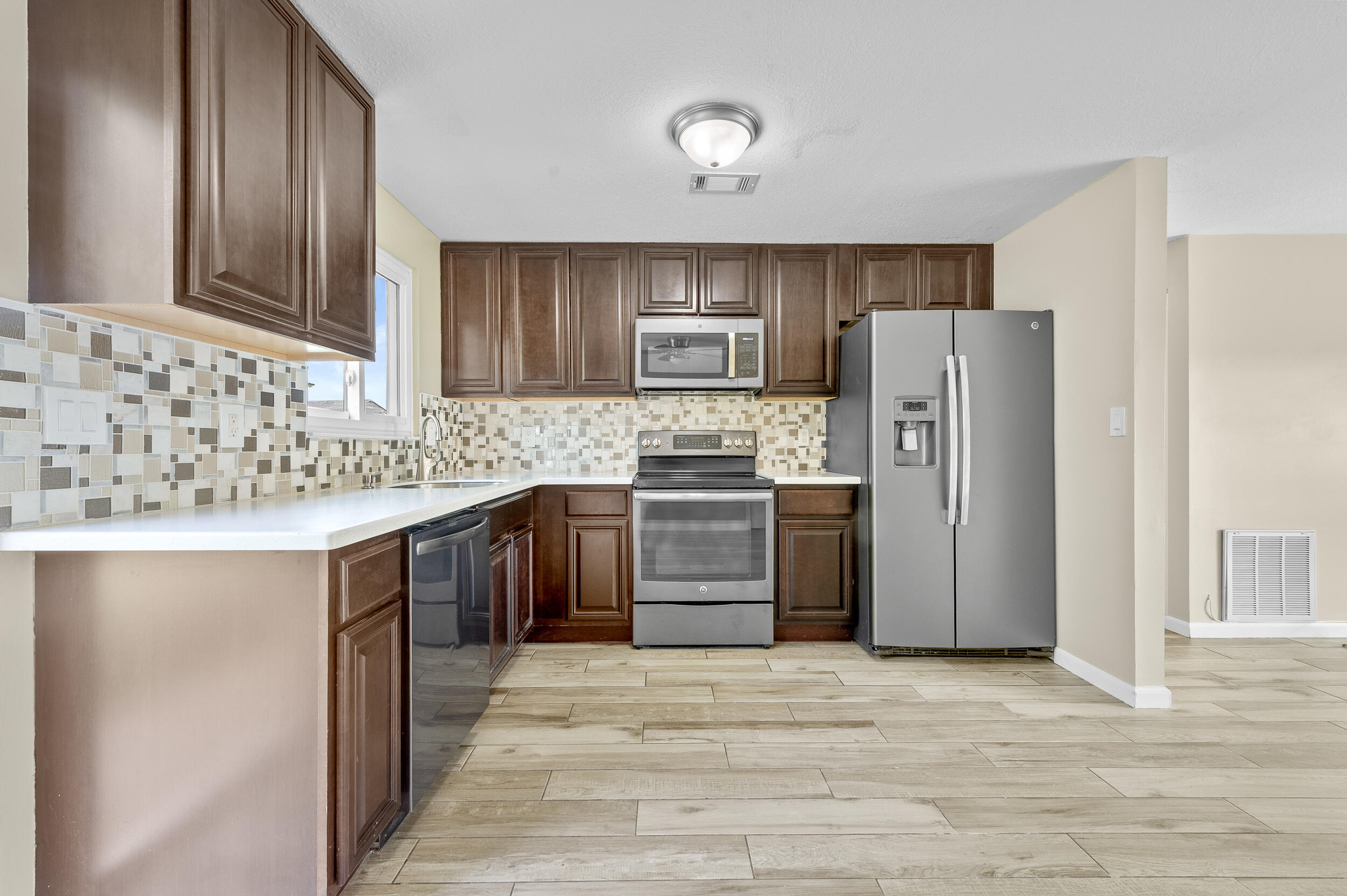 MLS #RX-11128366 image #2