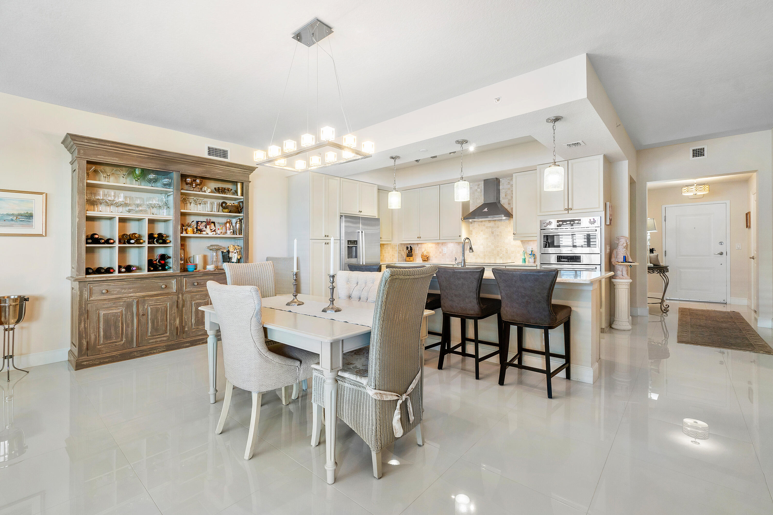 MLS #RX-10975572 image #9