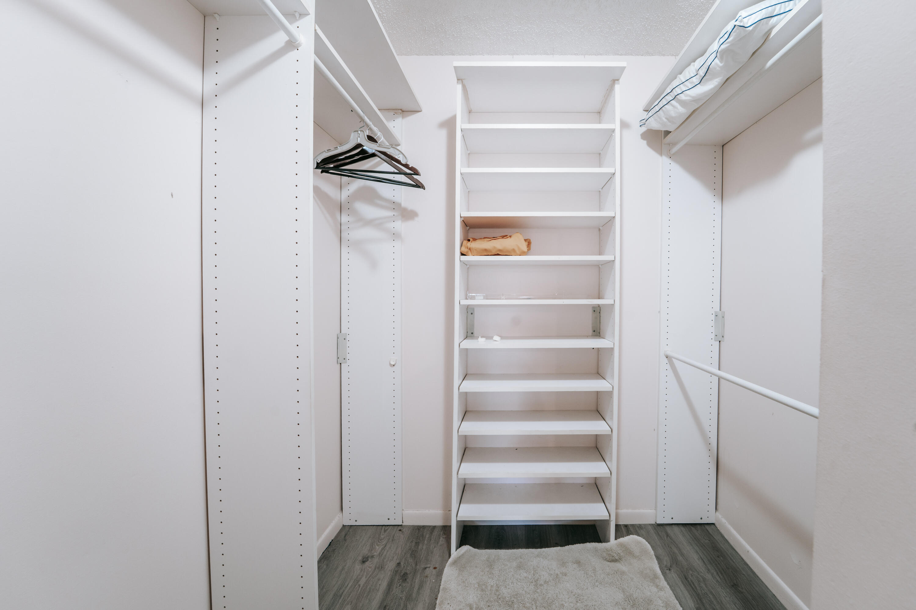 MLS #RX-11128550 image #1