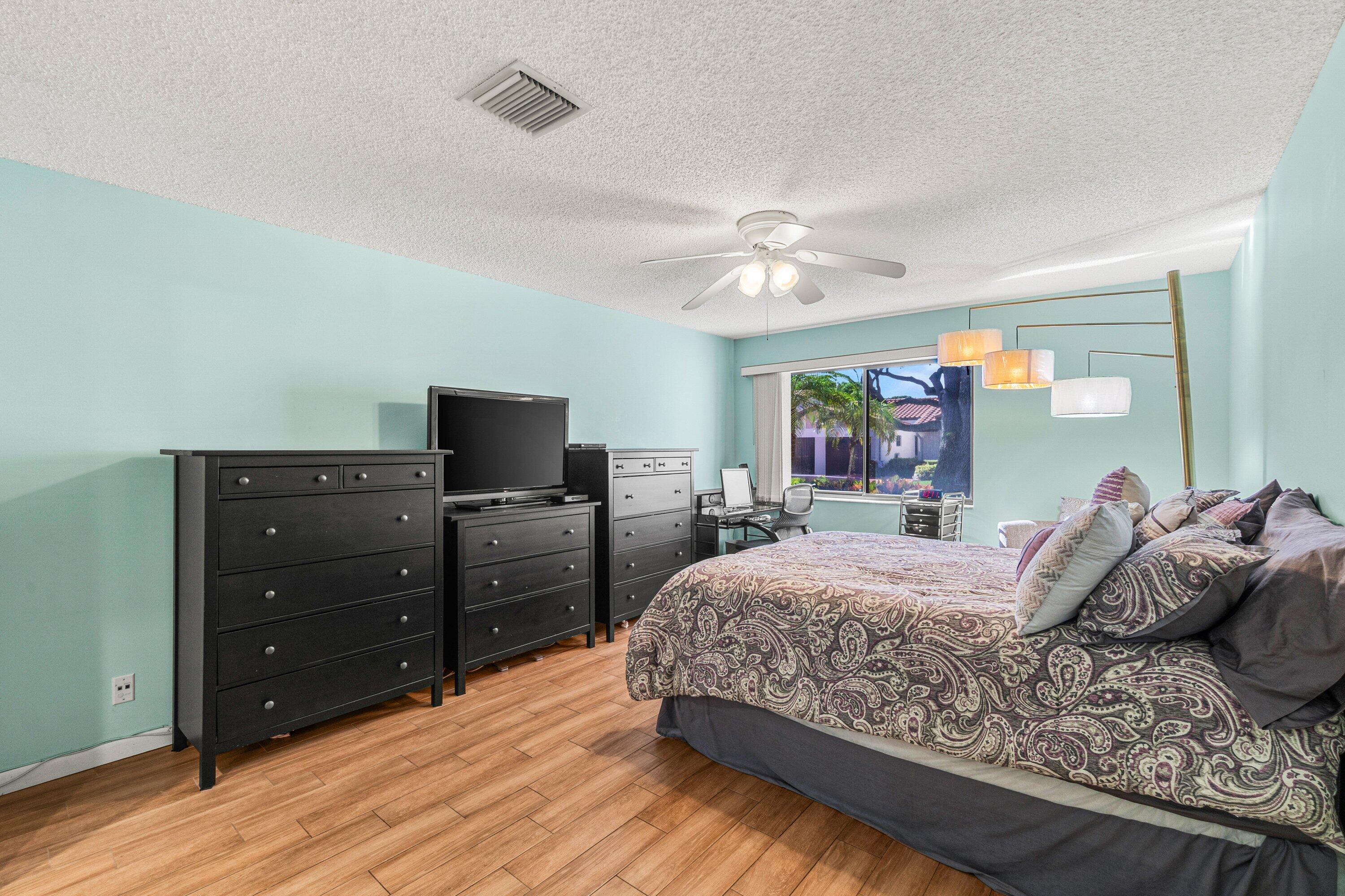 MLS #RX-11128808 image #16