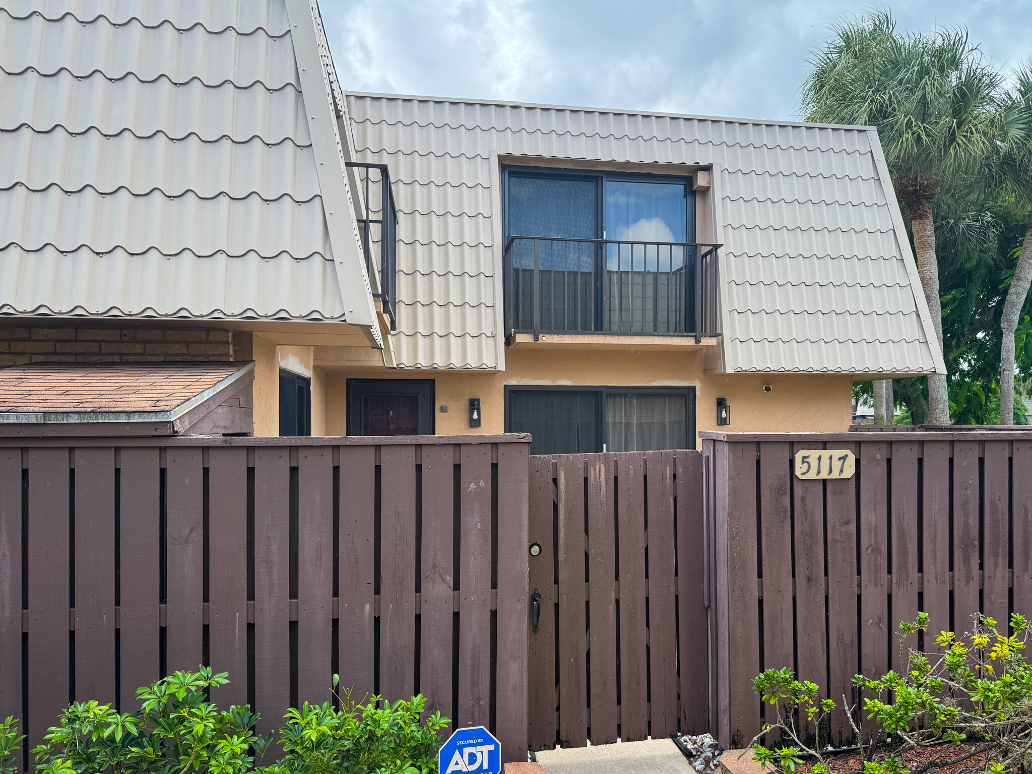 MLS #RX-11128825 image #0