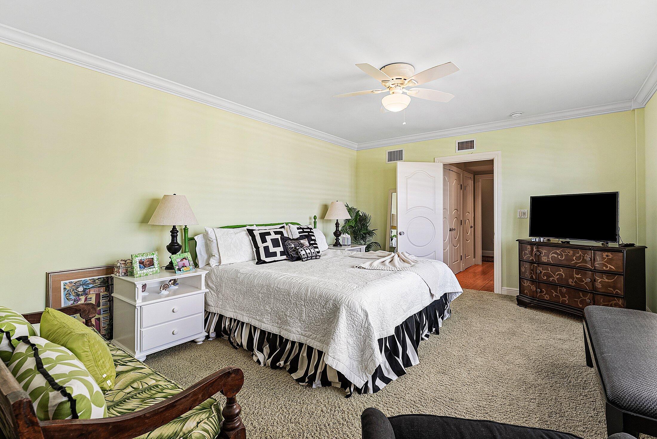 MLS #RX-10602659 image #27