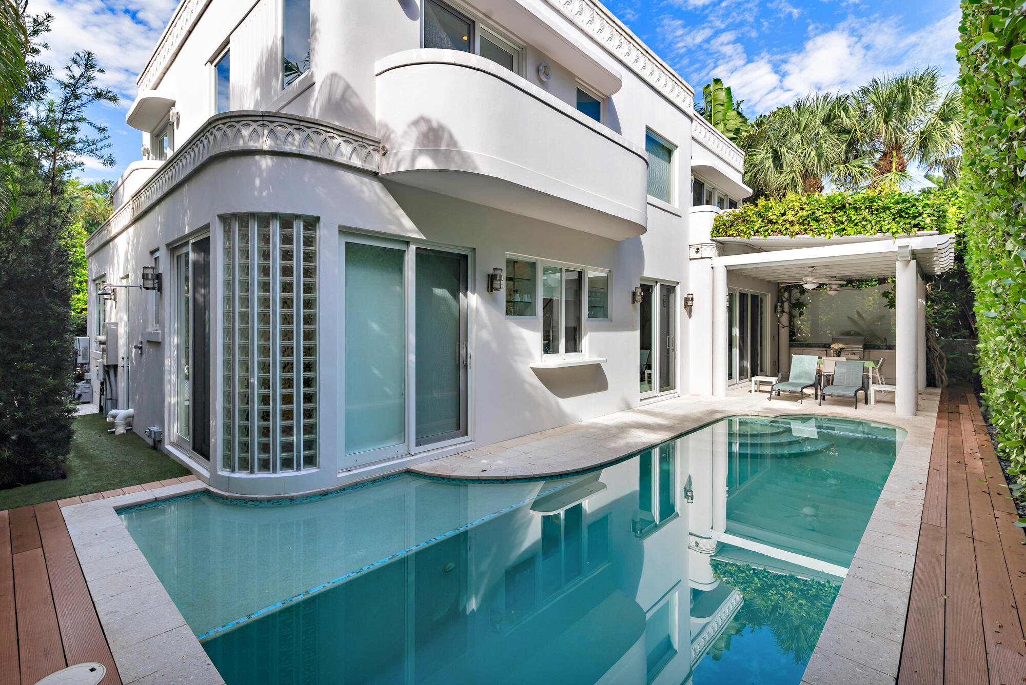 MLS #RX-11128943 image #1