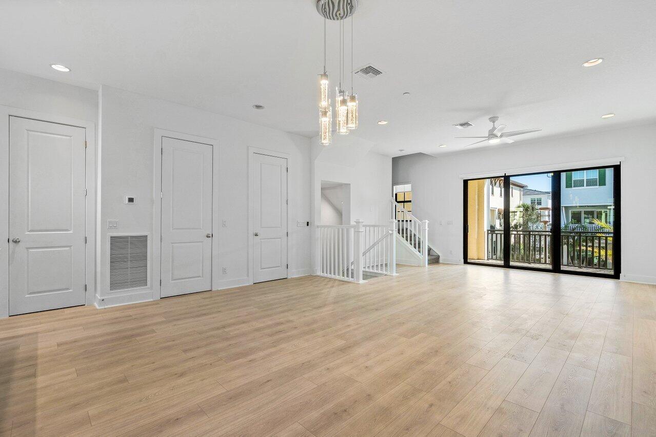 MLS #RX-11128989 image #3