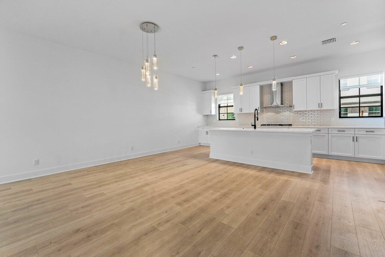 MLS #RX-11128989 image #6