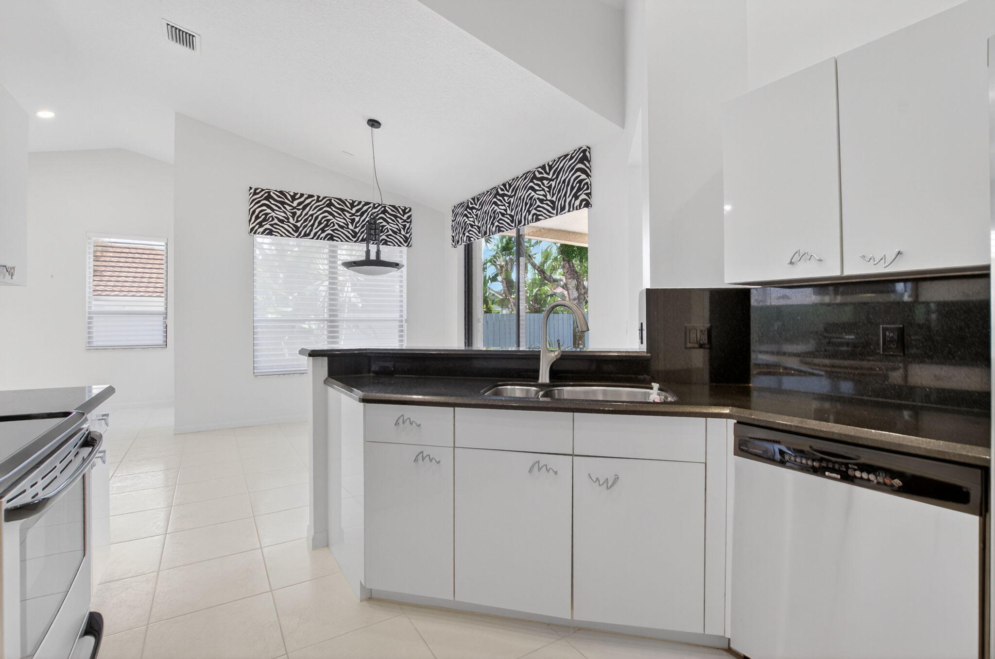 MLS #RX-11129179 image #8